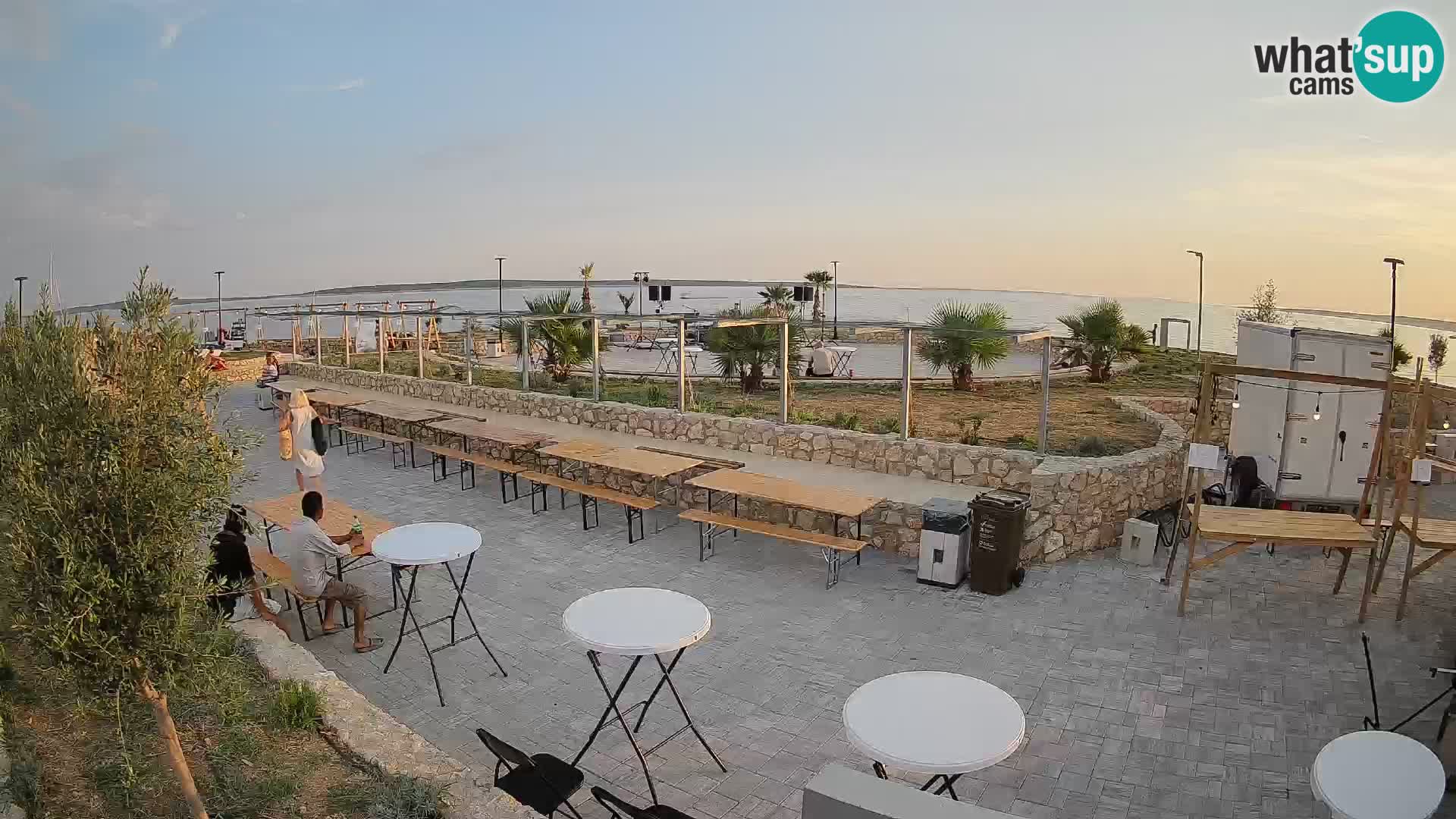 Mandre Summer Stage Webcam – Velika điga | Pag Island