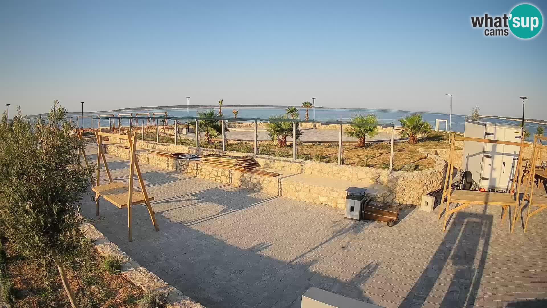 Mandre Summer Stage Webcam – Velika điga | Pag Island