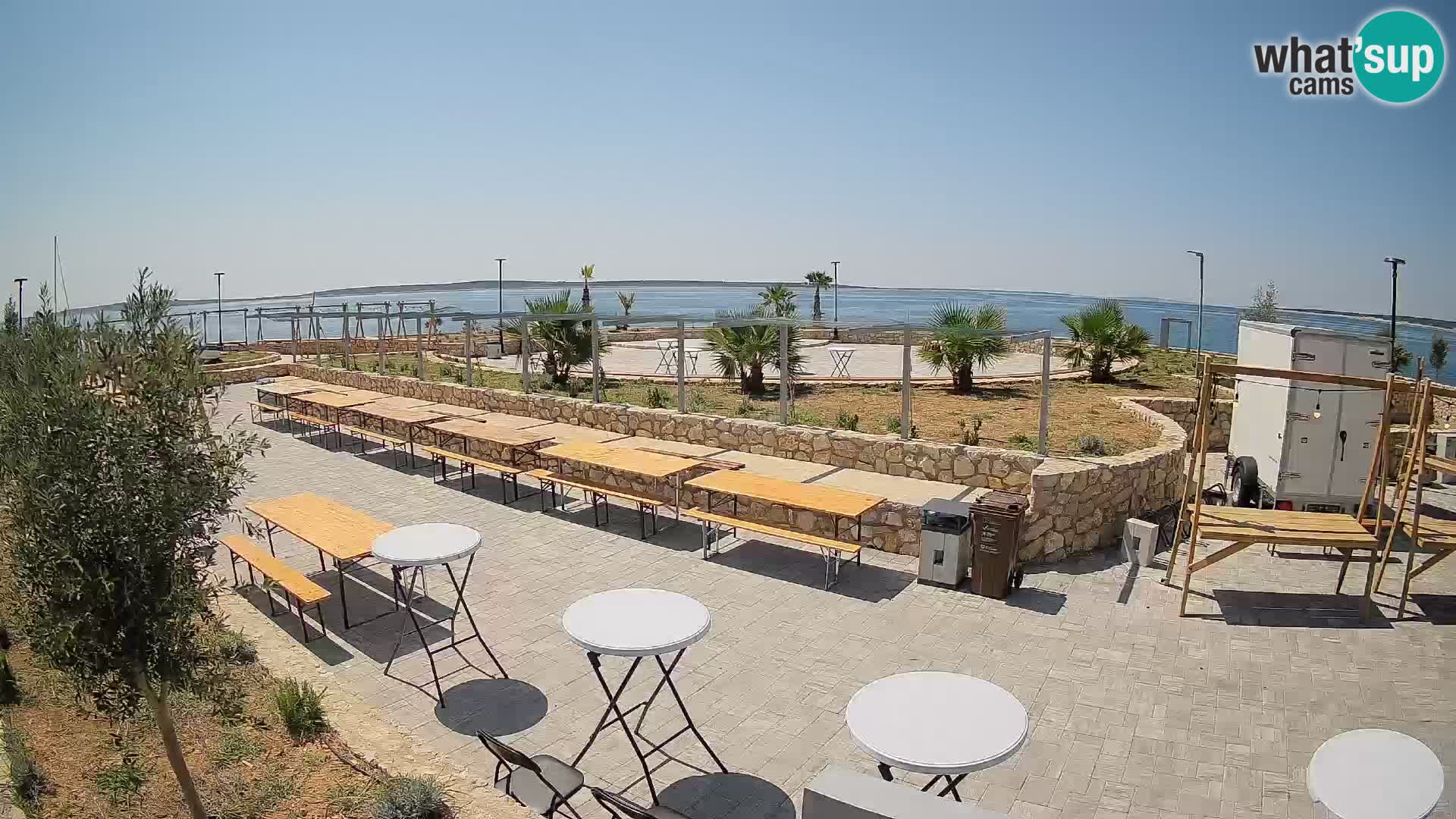 Web kamera Mandre – Ljetna pozornica Velika điga | Otok Pag