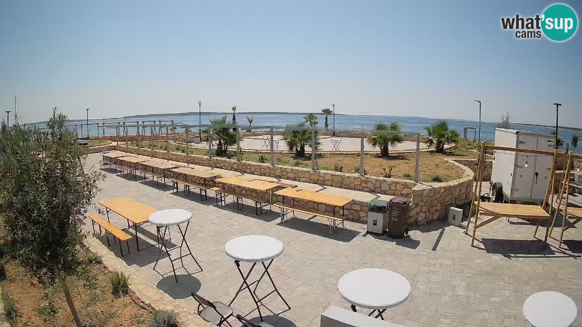 Web kamera Mandre – Ljetna pozornica Velika điga | Otok Pag
