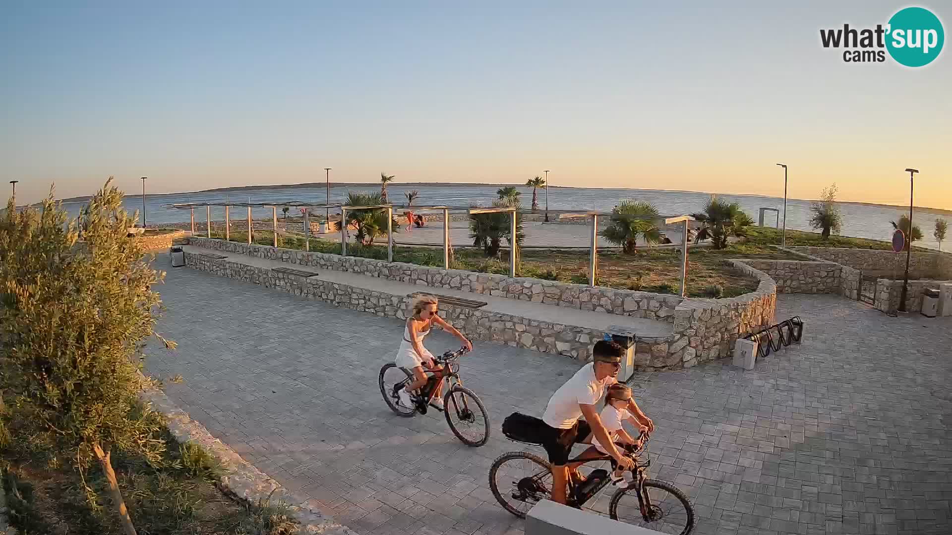Mandre Summer Stage Webcam – Velika điga | Pag Island