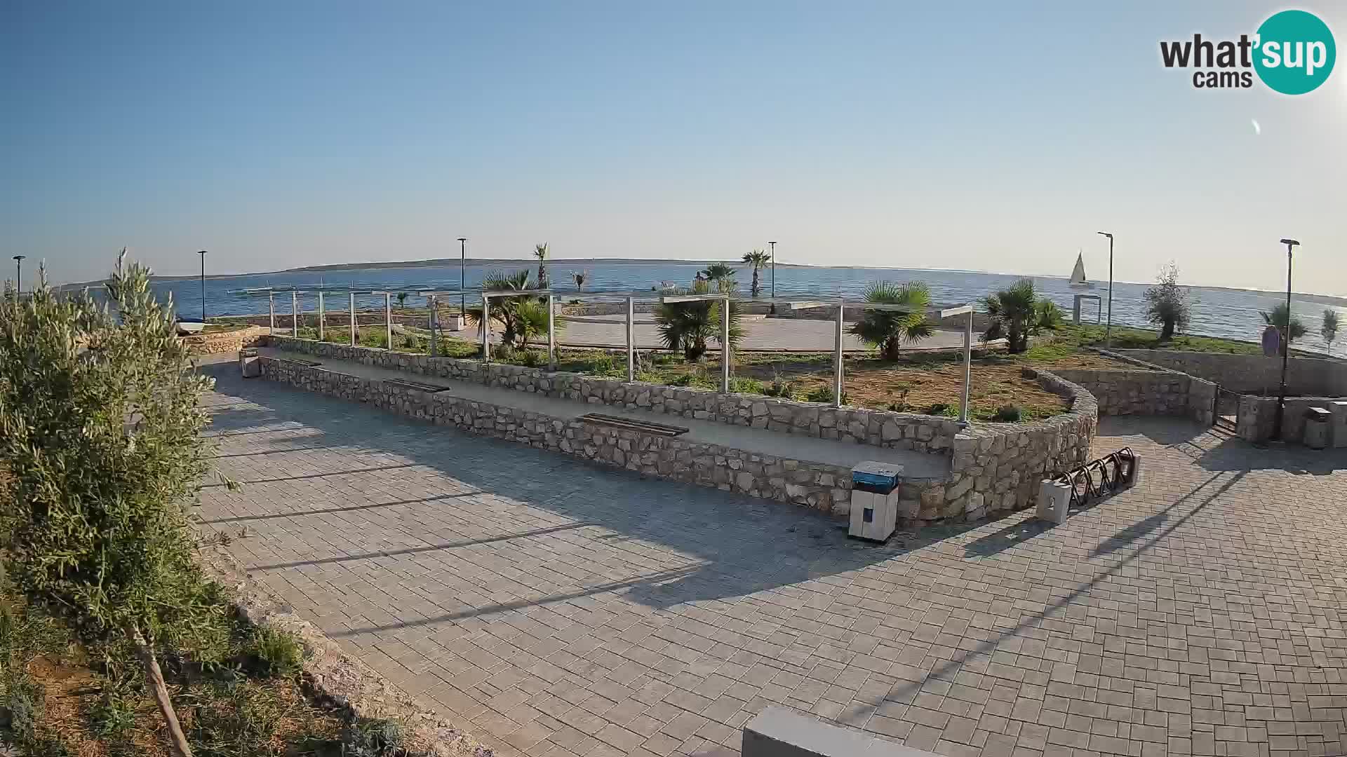 Web kamera Mandre – Ljetna pozornica Velika điga | Otok Pag