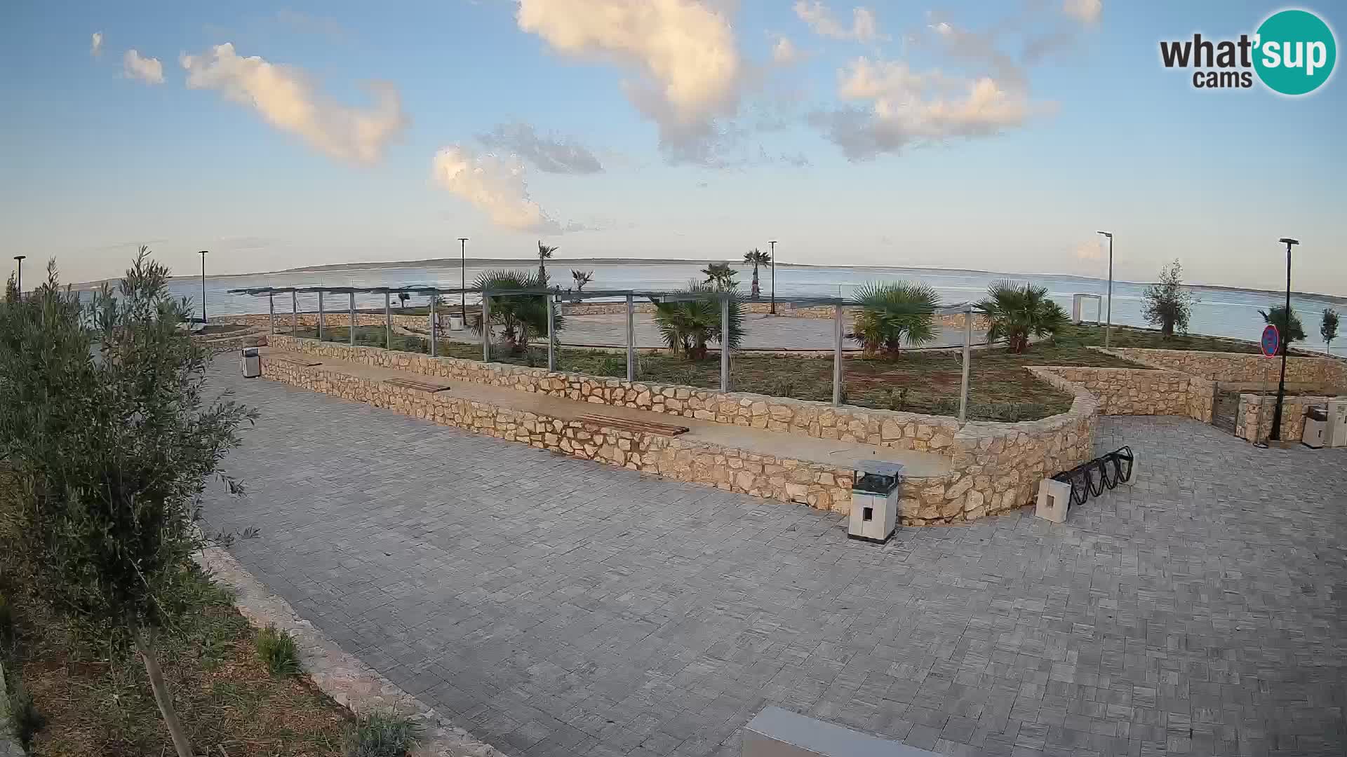 Web kamera Mandre – Ljetna pozornica Velika điga | Otok Pag