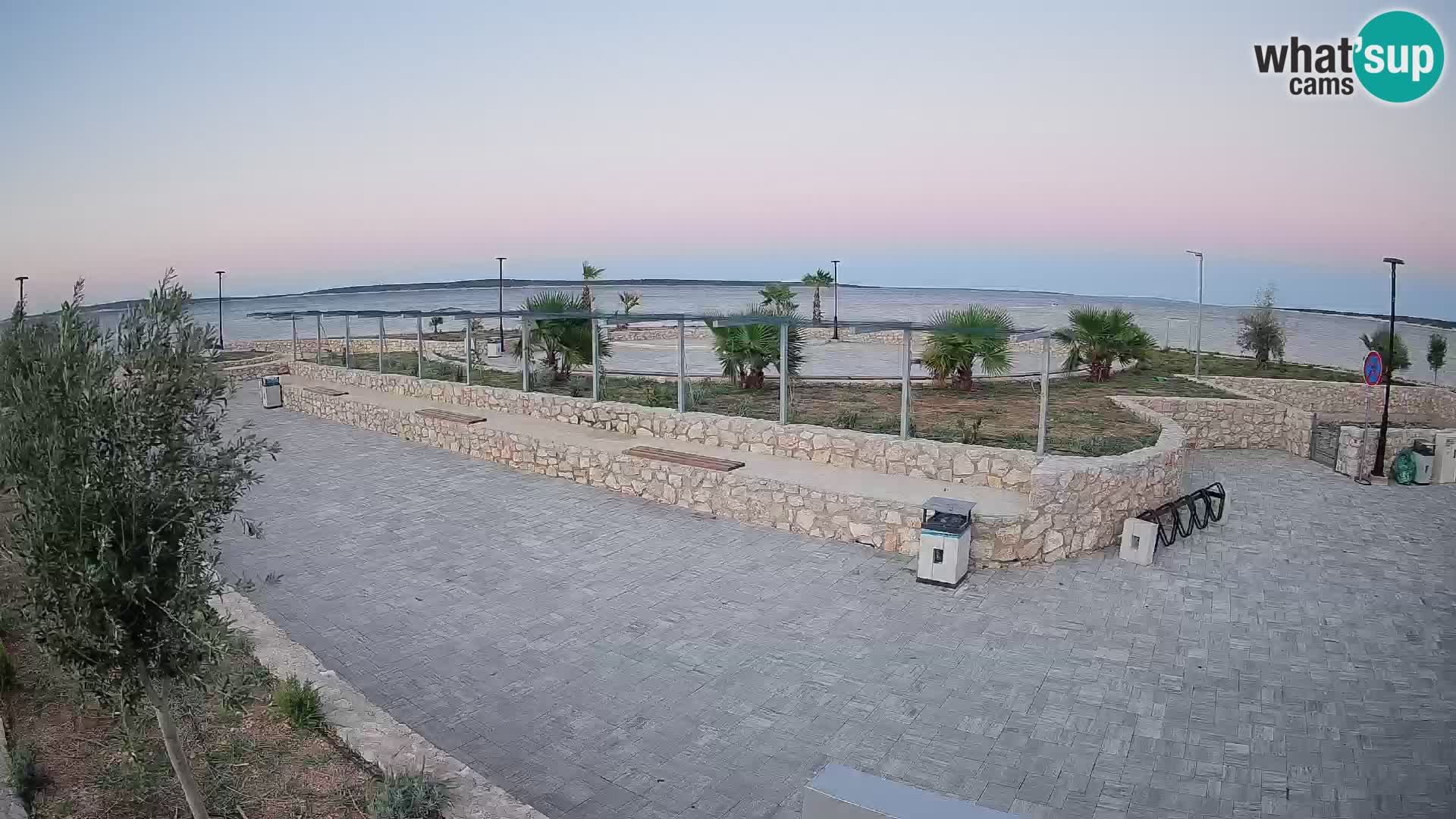 Web kamera Mandre – Ljetna pozornica Velika điga | Otok Pag