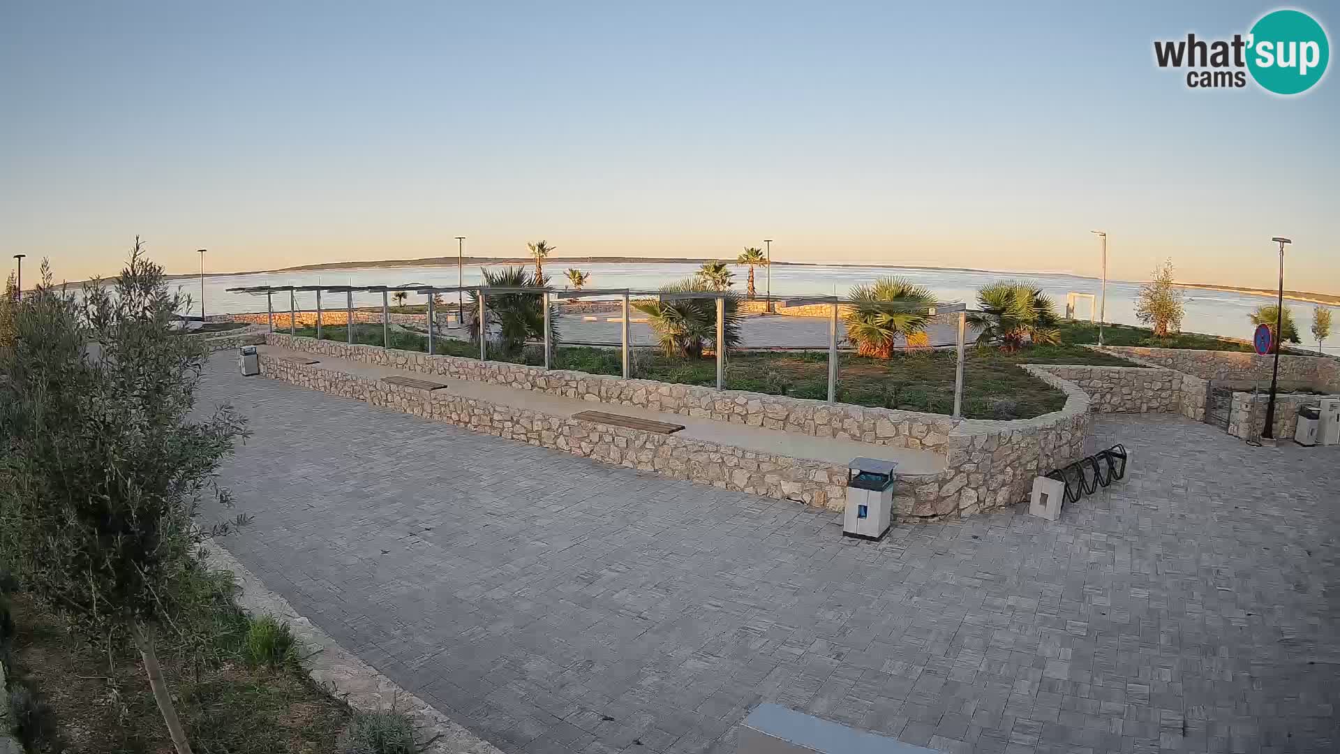 Web kamera Mandre – Ljetna pozornica Velika điga | Otok Pag