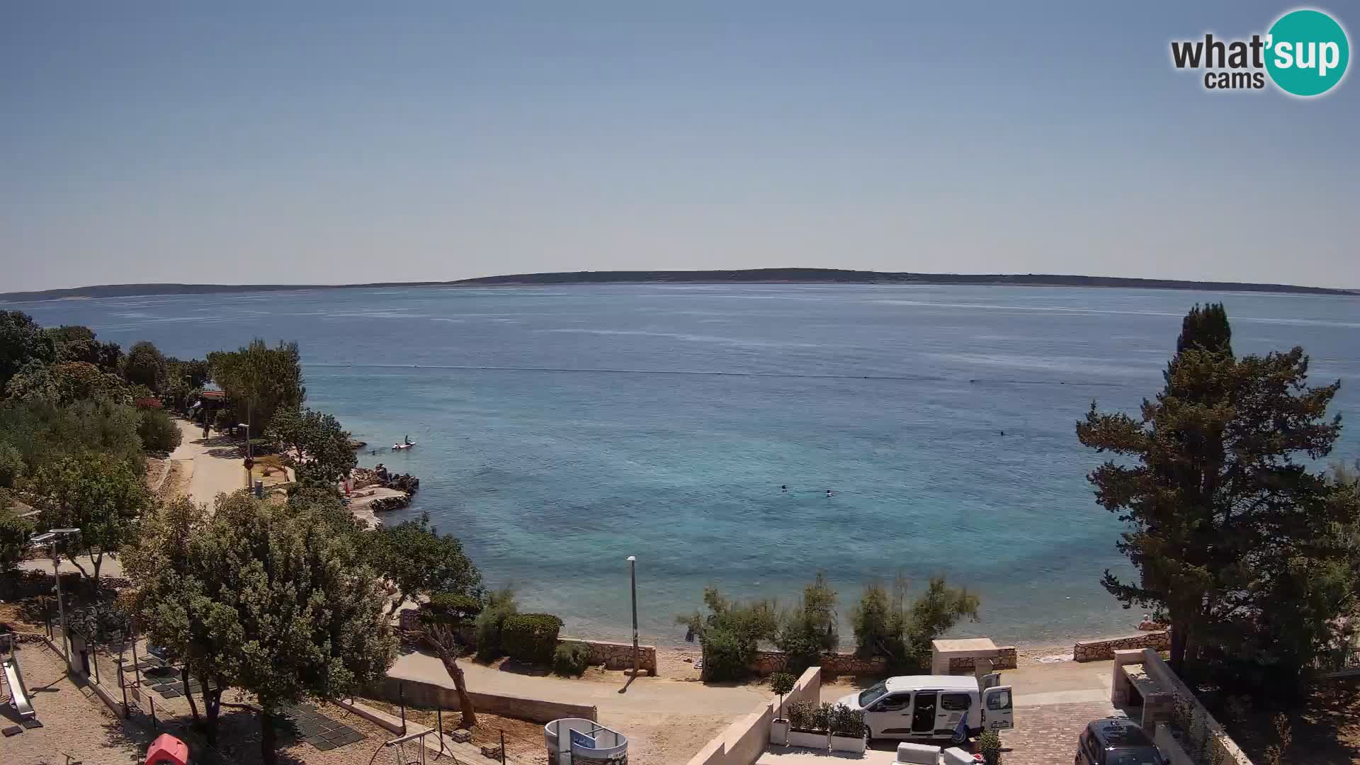 Spletna kamera Plaža Male Mandre – Pogled v živo z otoka Pag
