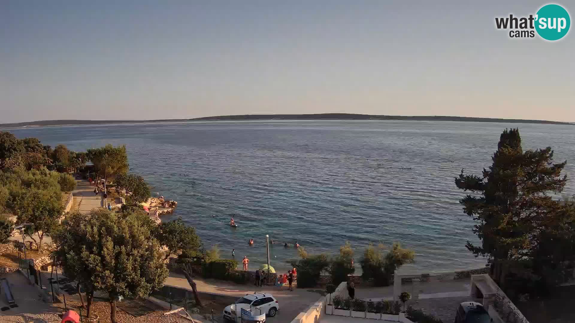 Spletna kamera Plaža Male Mandre – Pogled v živo z otoka Pag