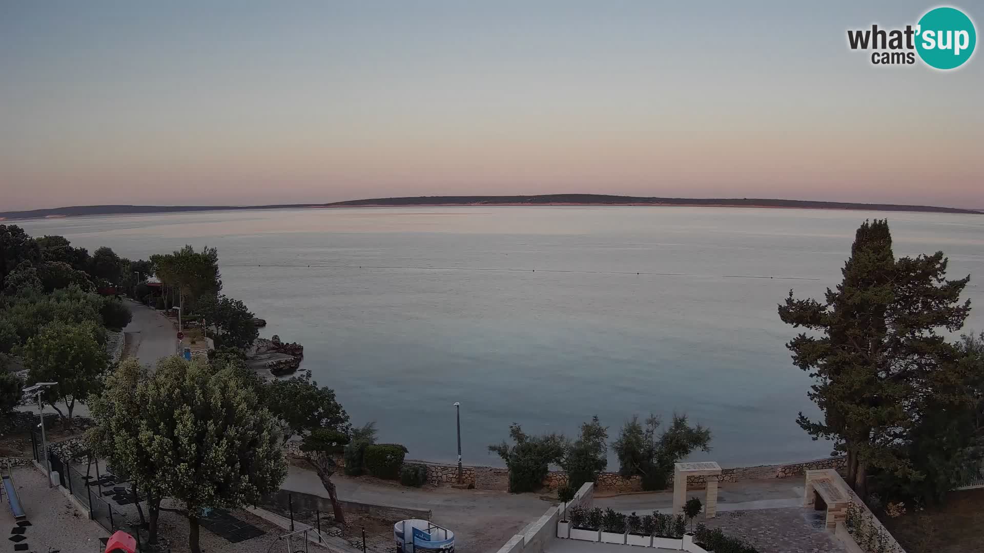 Web kamera Plaža Male Mandre – Pogled uživo s otoka Paga