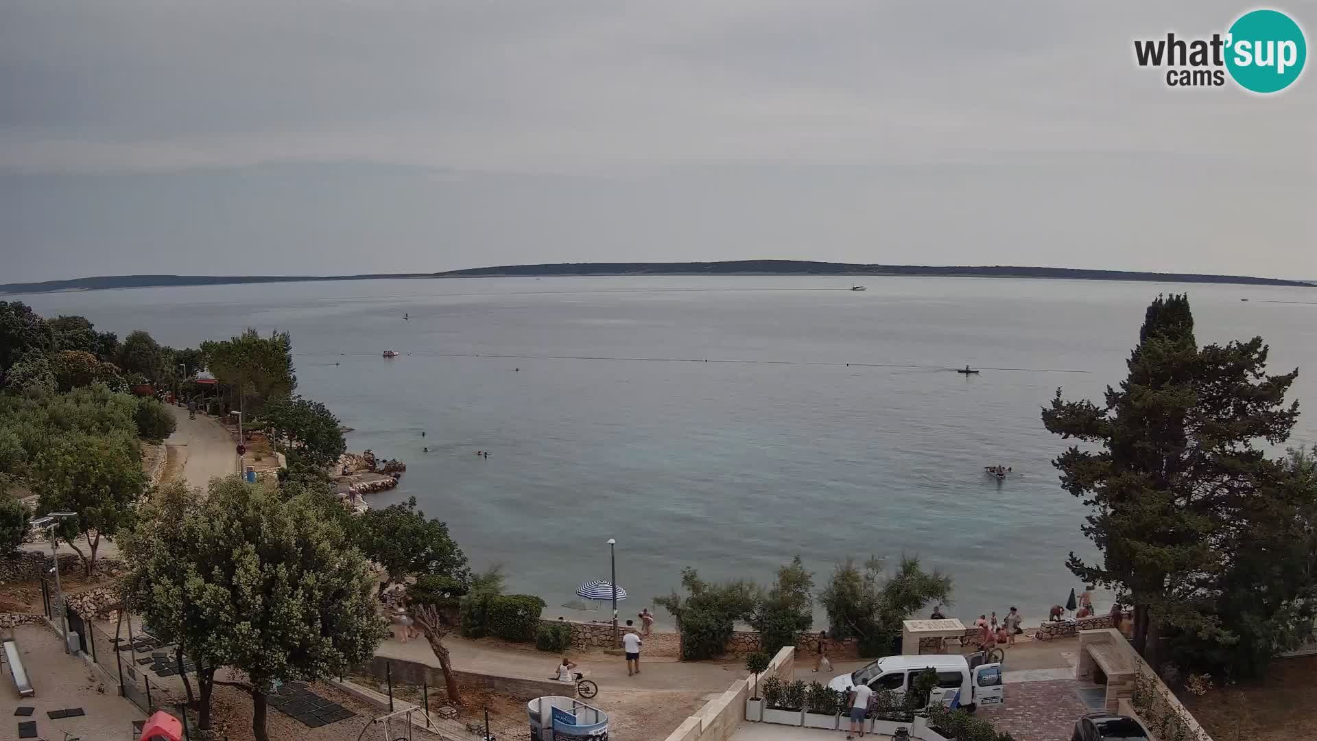 Spletna kamera Plaža Male Mandre – Pogled v živo z otoka Pag