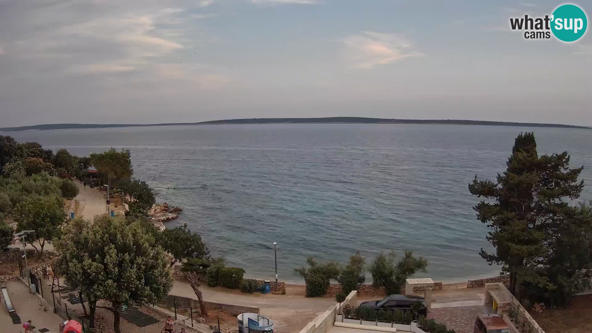 Spletna kamera Plaža Male Mandre – Pogled v živo z otoka Pag
