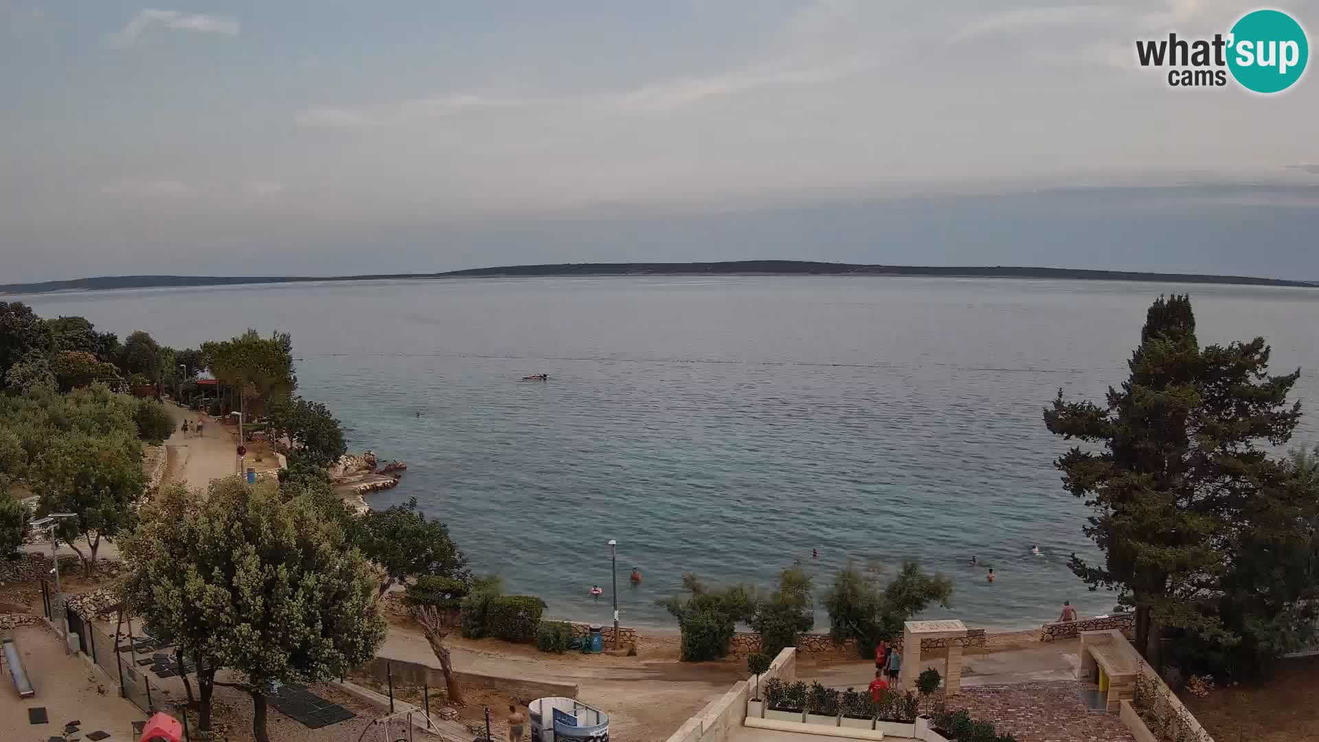 Spletna kamera Plaža Male Mandre – Pogled v živo z otoka Pag