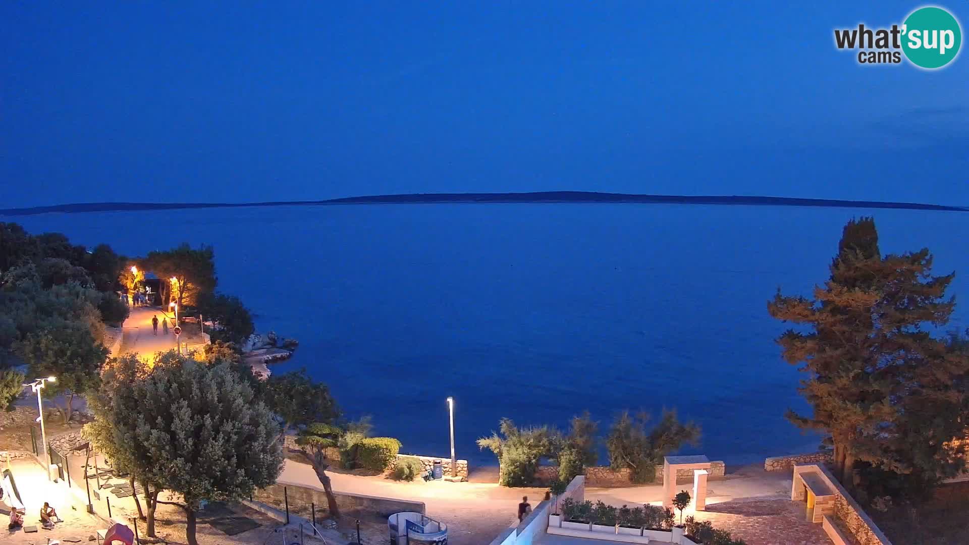 Spletna kamera Plaža Male Mandre – Pogled v živo z otoka Pag