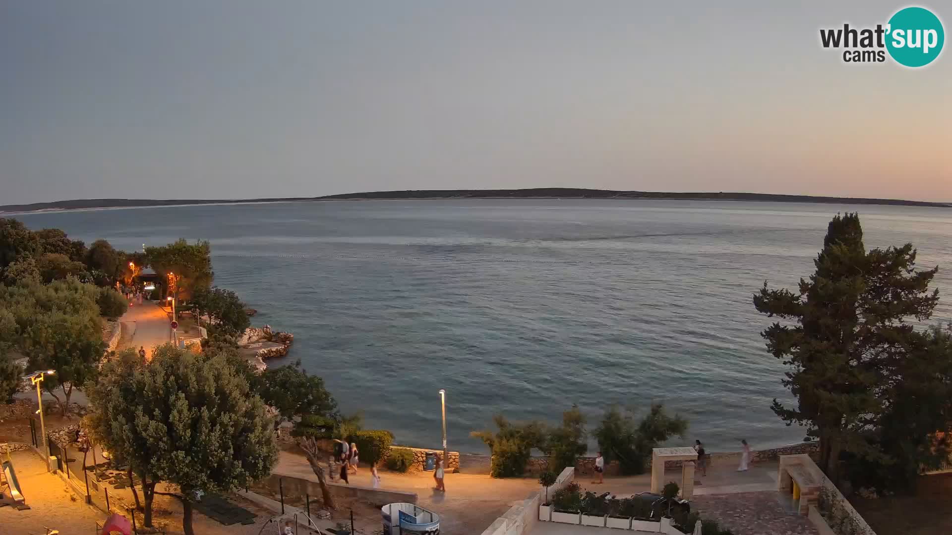 Spletna kamera Plaža Male Mandre – Pogled v živo z otoka Pag