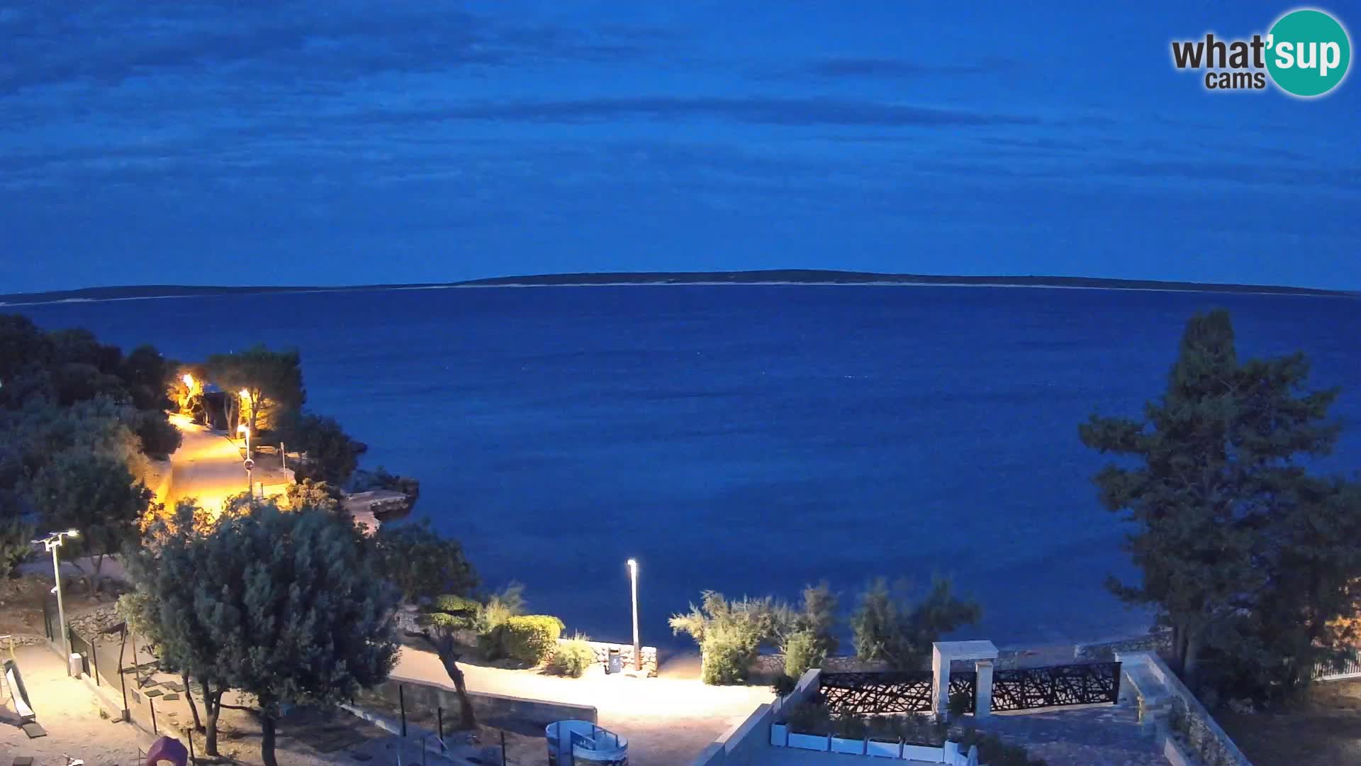 Spletna kamera Plaža Male Mandre – Pogled v živo z otoka Pag