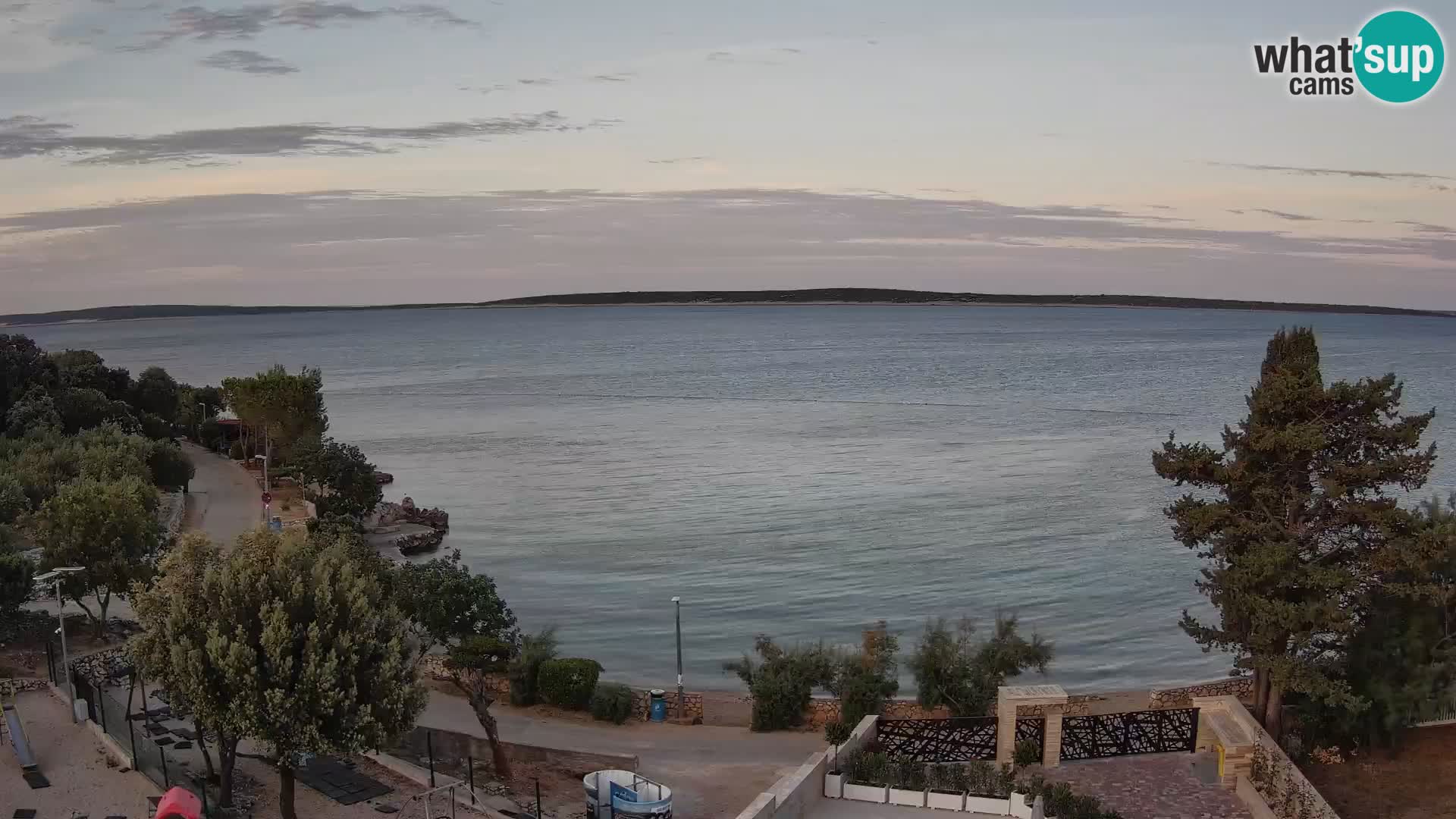 Web kamera Plaža Male Mandre – Pogled uživo s otoka Paga