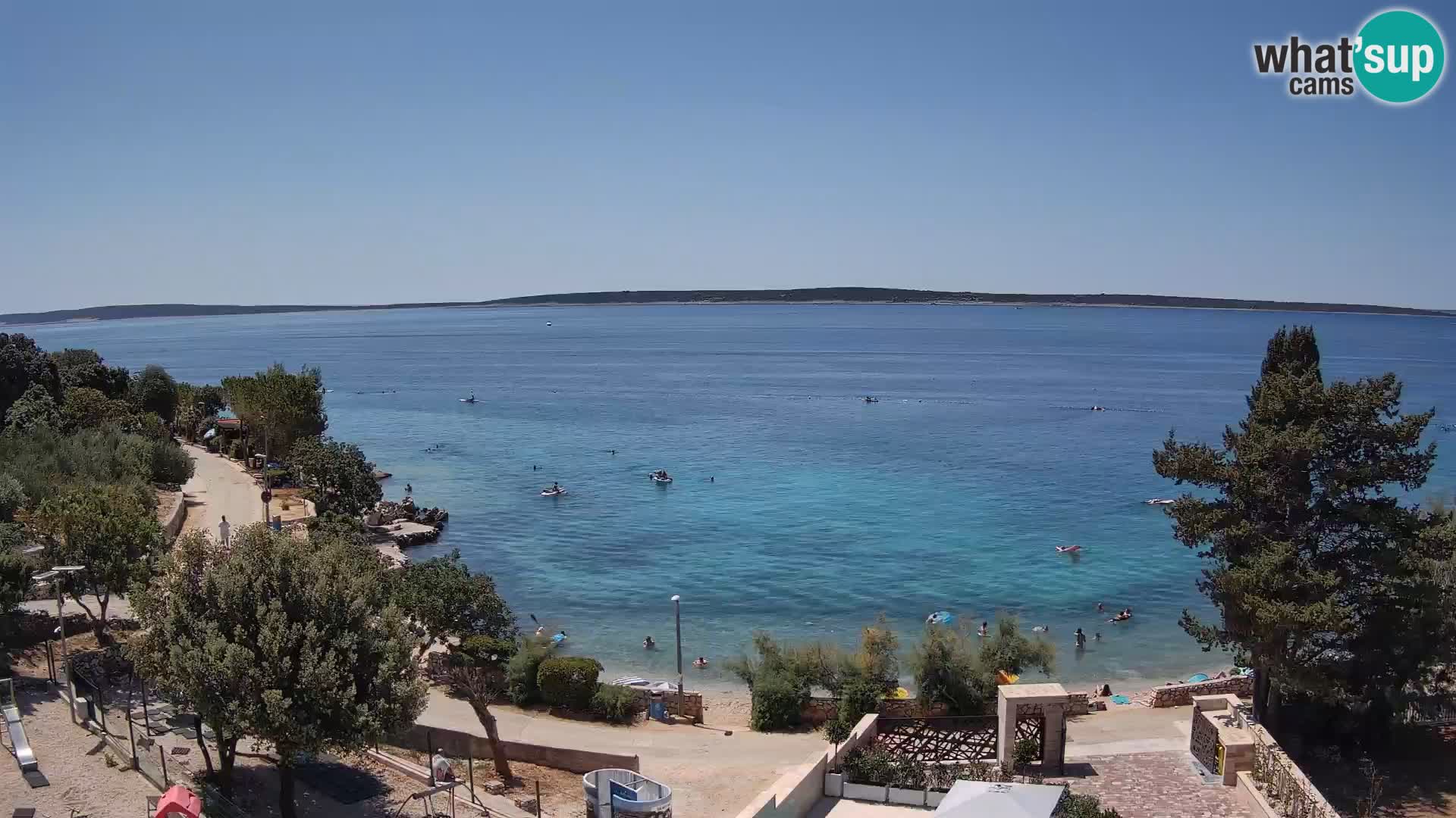 Spletna kamera Plaža Male Mandre – Pogled v živo z otoka Pag