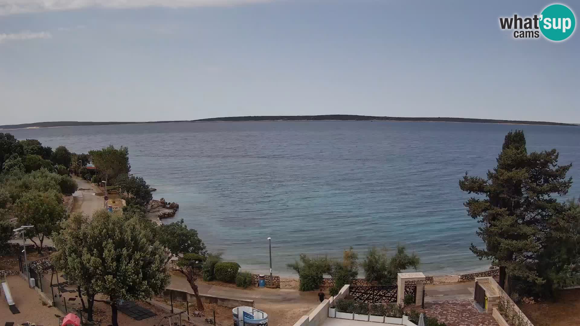 Spletna kamera Plaža Male Mandre – Pogled v živo z otoka Pag