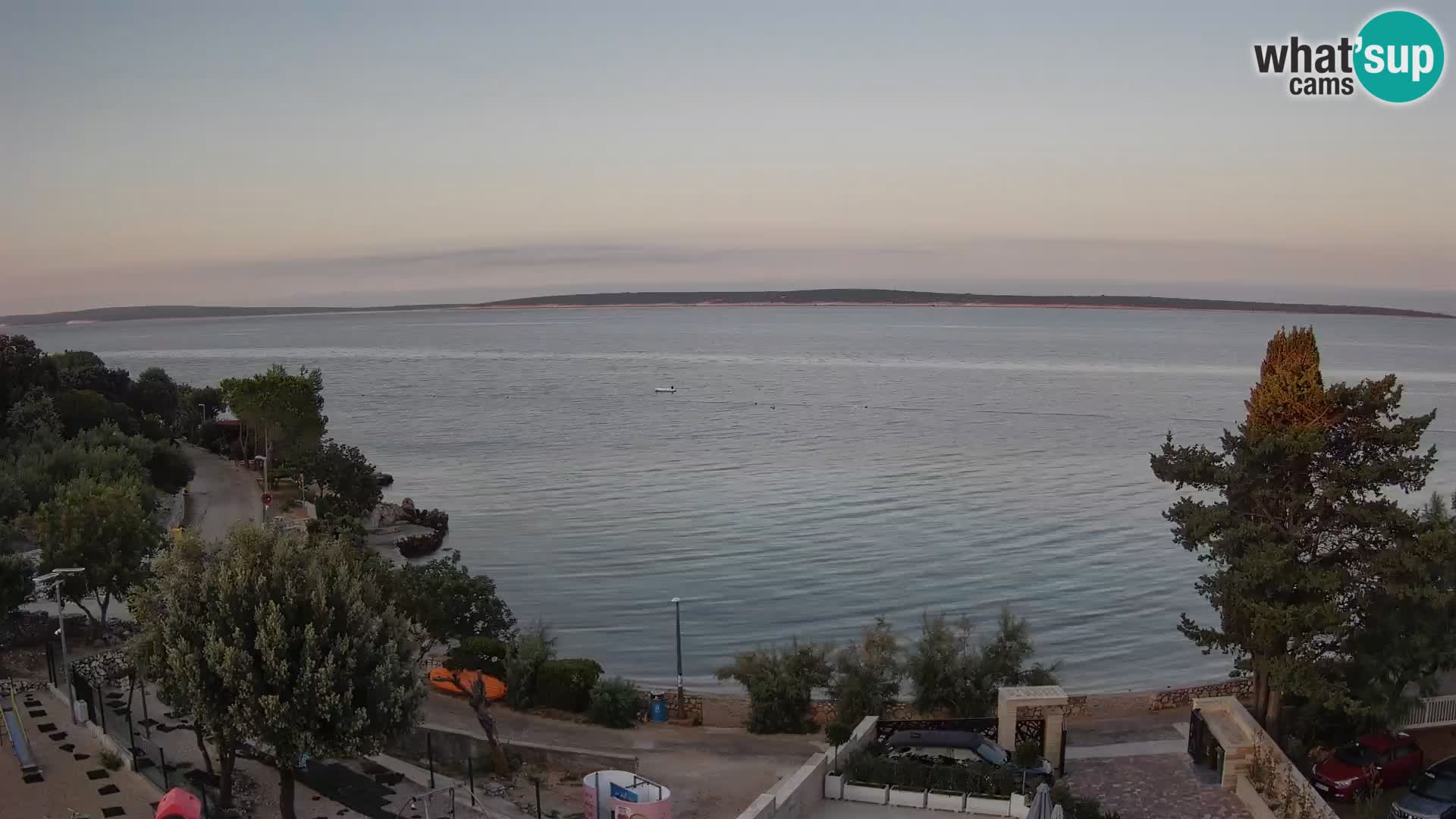 Web kamera Plaža Male Mandre – Pogled uživo s otoka Paga