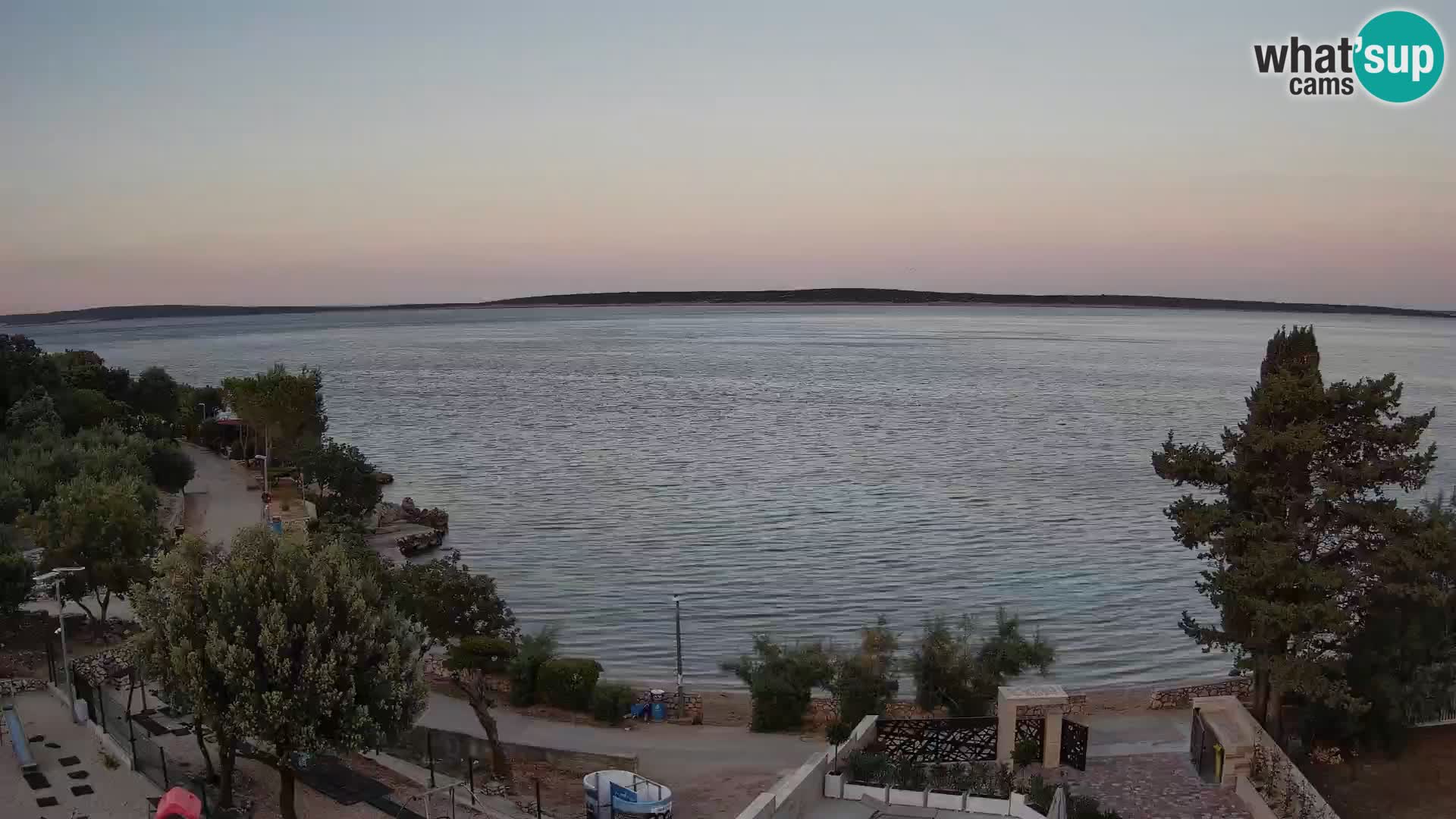 Web kamera Plaža Male Mandre – Pogled uživo s otoka Paga