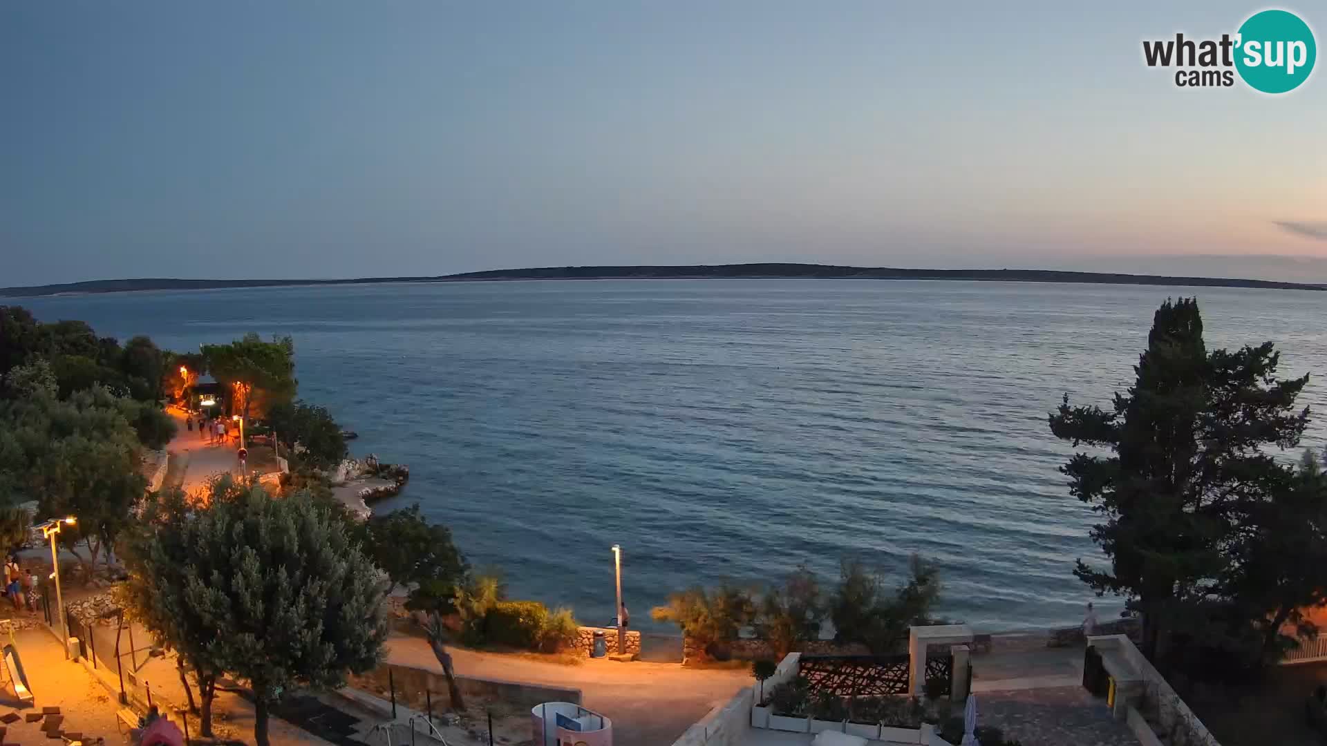 Spletna kamera Plaža Male Mandre – Pogled v živo z otoka Pag