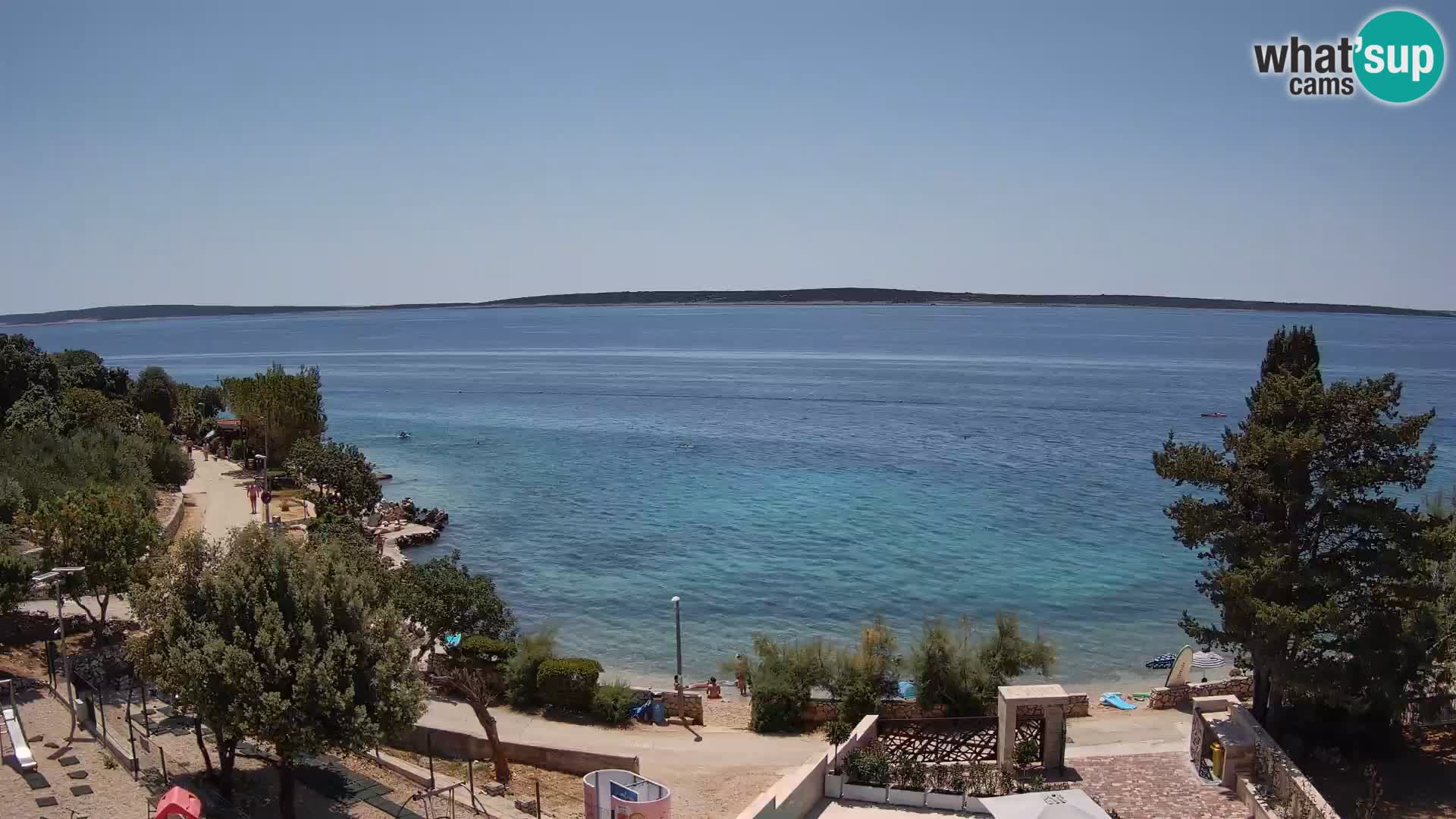 Spletna kamera Plaža Male Mandre – Pogled v živo z otoka Pag