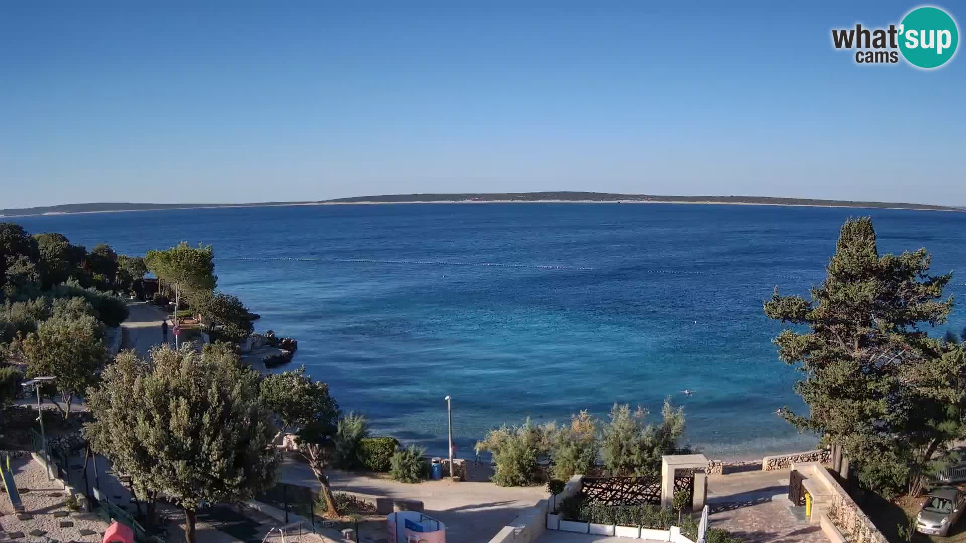 Spletna kamera Plaža Male Mandre – Pogled v živo z otoka Pag