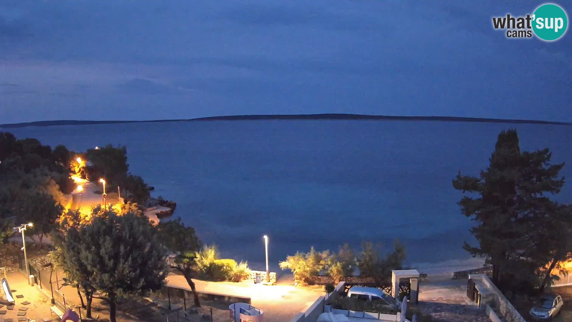 Spletna kamera Plaža Male Mandre – Pogled v živo z otoka Pag