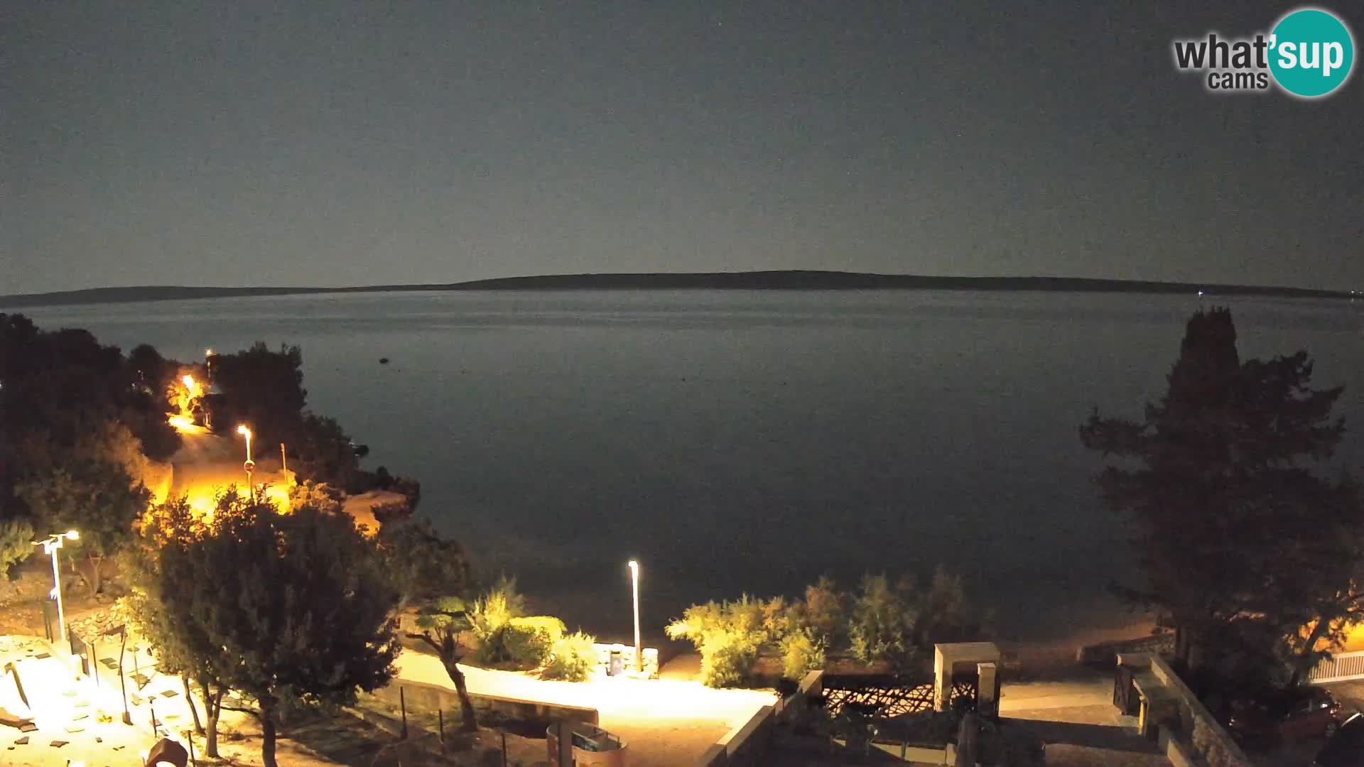 Spletna kamera Plaža Male Mandre – Pogled v živo z otoka Pag