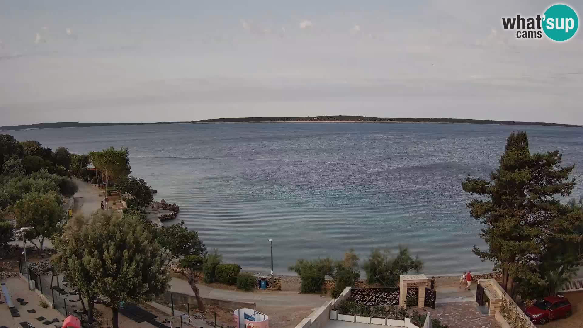 Spletna kamera Plaža Male Mandre – Pogled v živo z otoka Pag