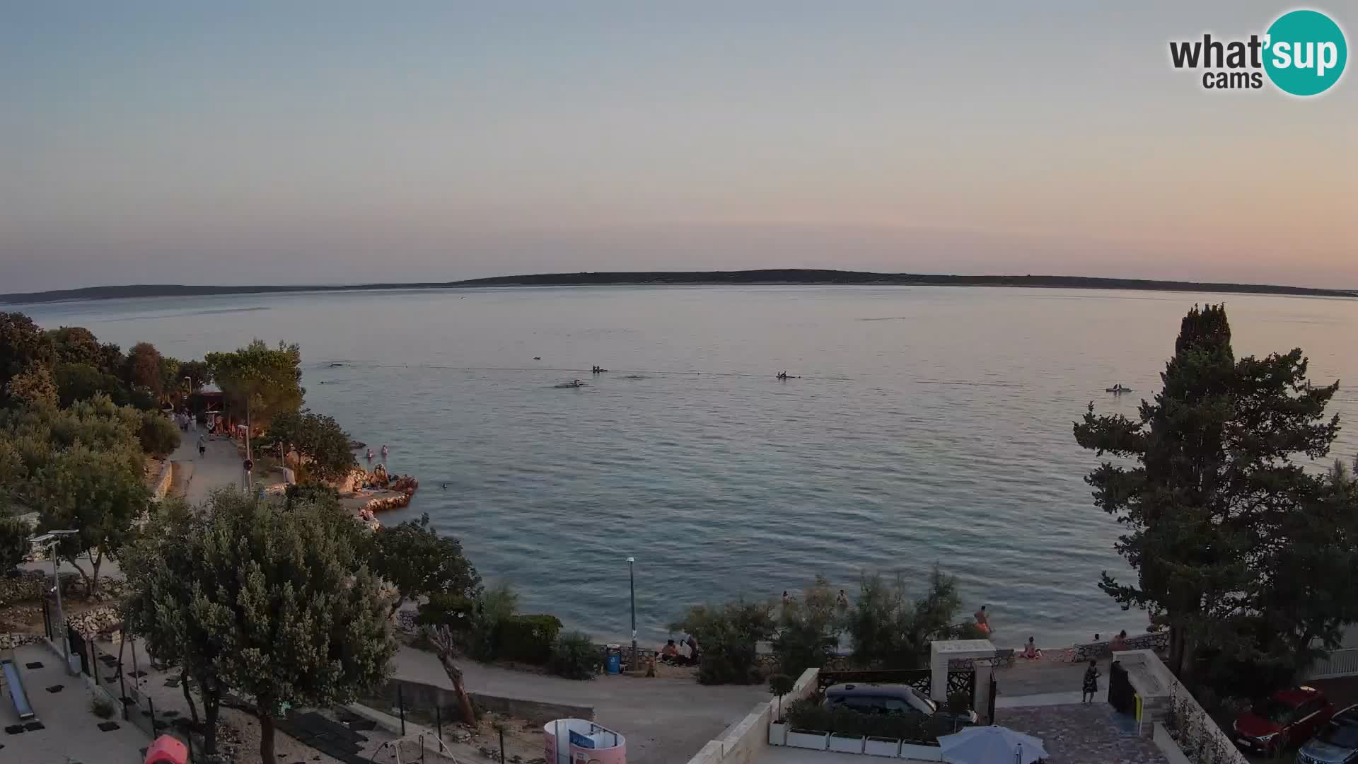 Spletna kamera Plaža Male Mandre – Pogled v živo z otoka Pag
