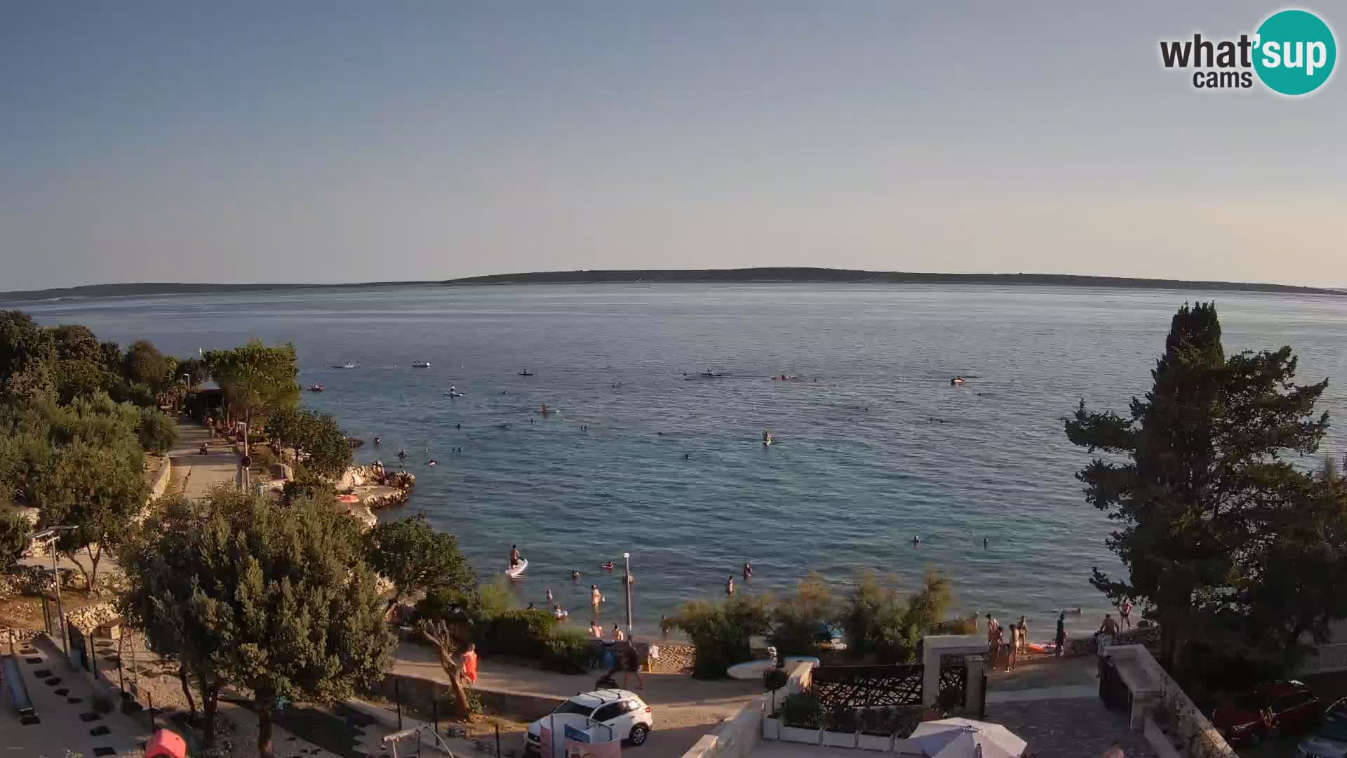 Spletna kamera Plaža Male Mandre – Pogled v živo z otoka Pag