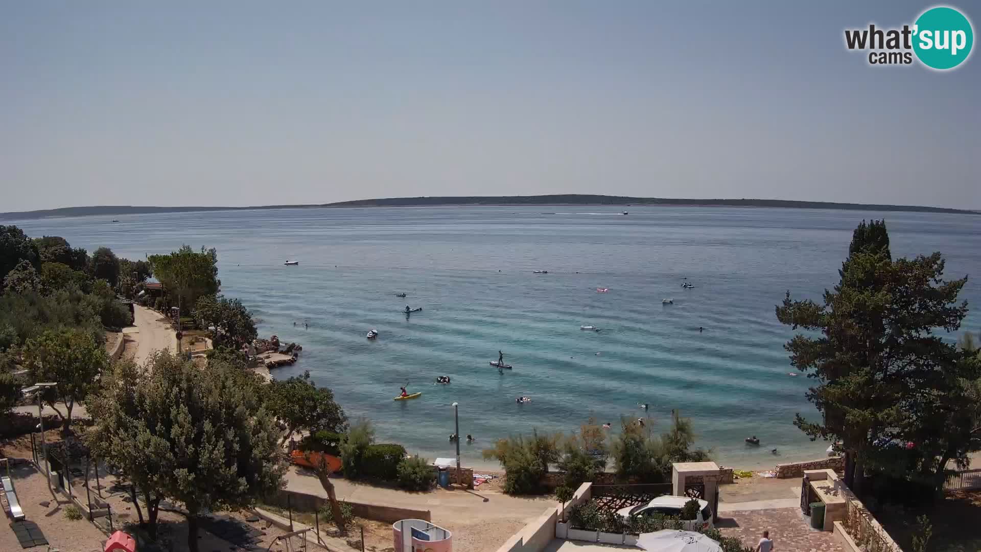Spletna kamera Plaža Male Mandre – Pogled v živo z otoka Pag
