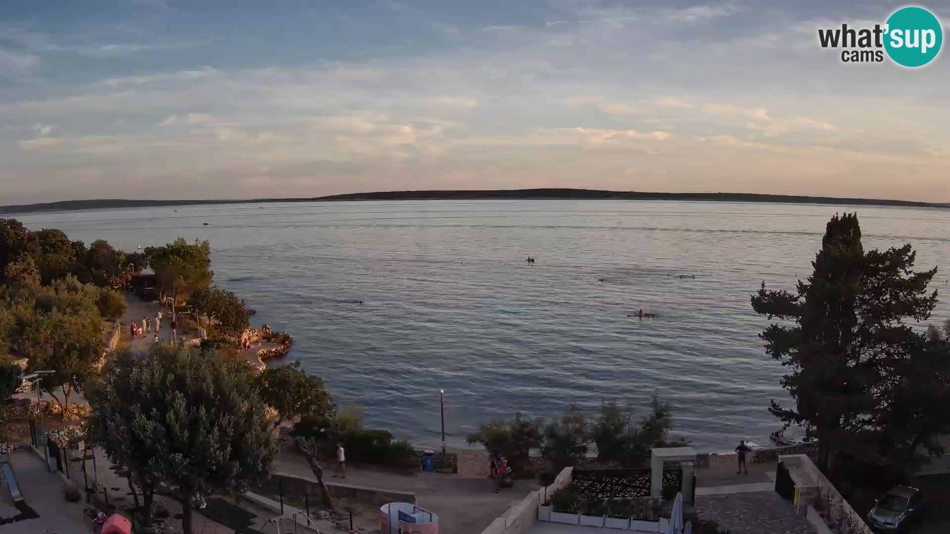 Spletna kamera Plaža Male Mandre – Pogled v živo z otoka Pag