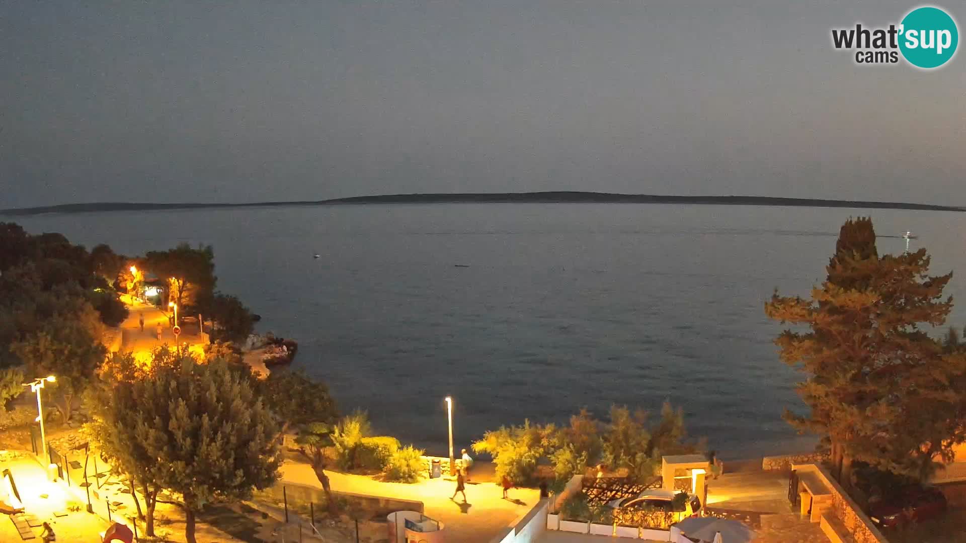 Spletna kamera Plaža Male Mandre – Pogled v živo z otoka Pag
