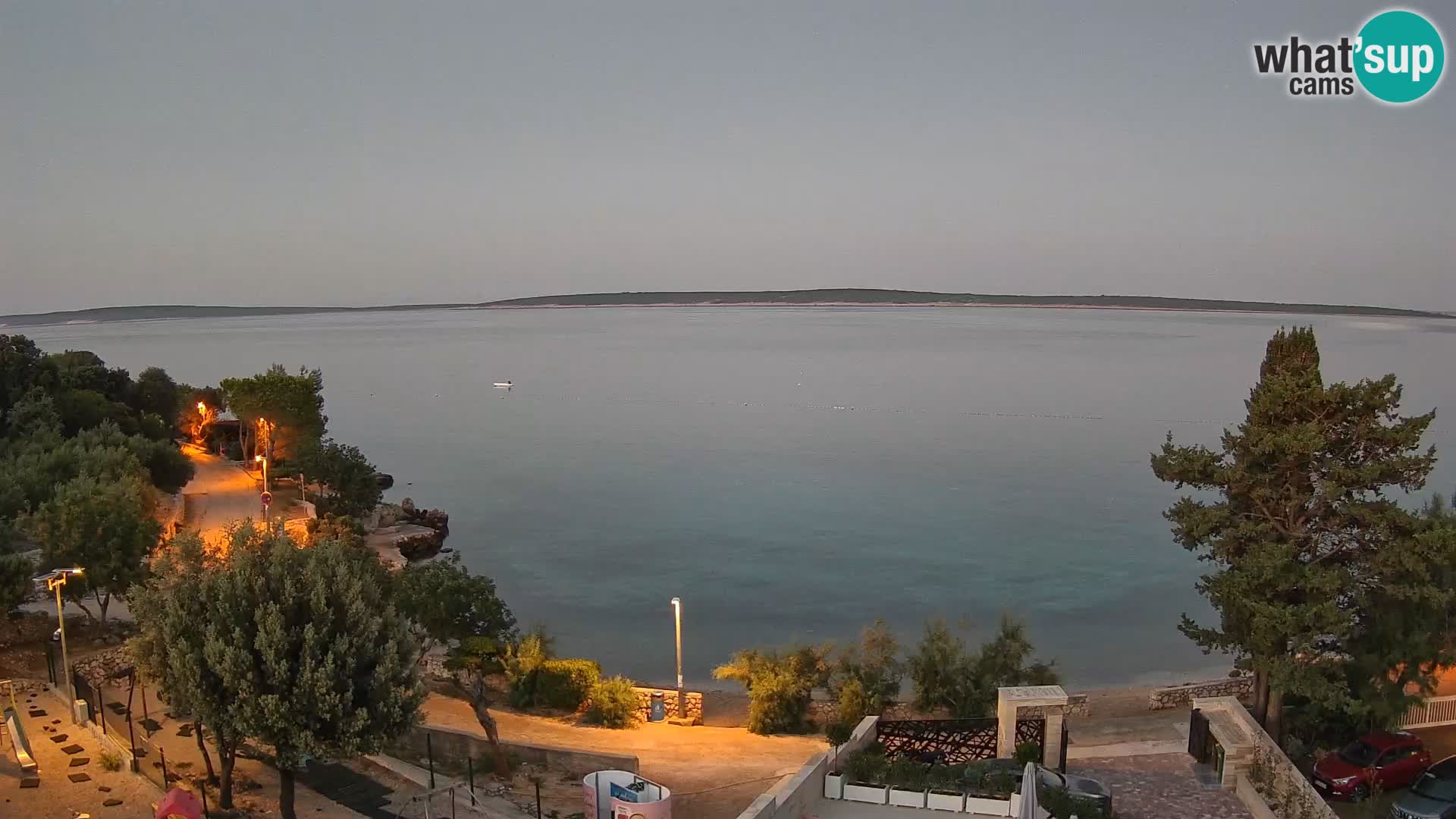 Spletna kamera Plaža Male Mandre – Pogled v živo z otoka Pag