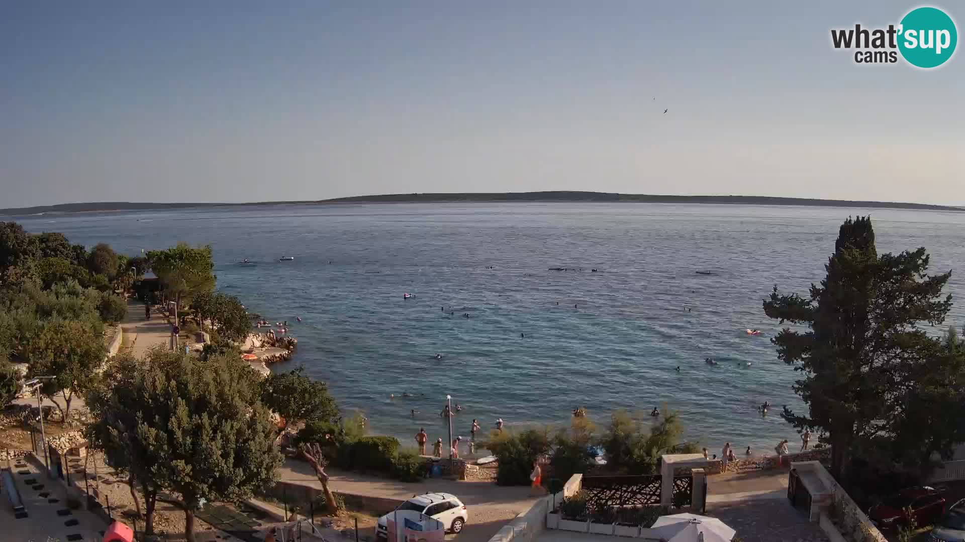 Spletna kamera Plaža Male Mandre – Pogled v živo z otoka Pag
