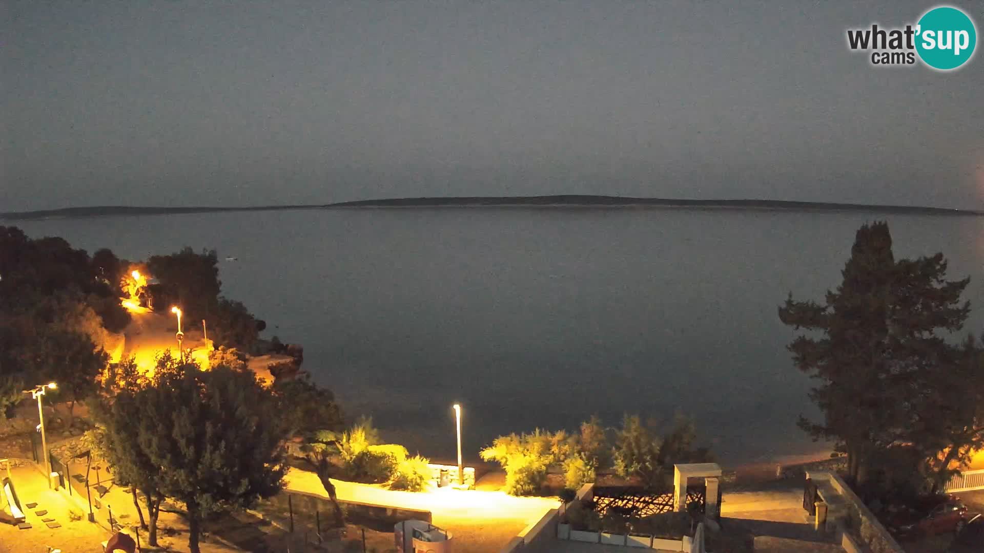 Spletna kamera Plaža Male Mandre – Pogled v živo z otoka Pag