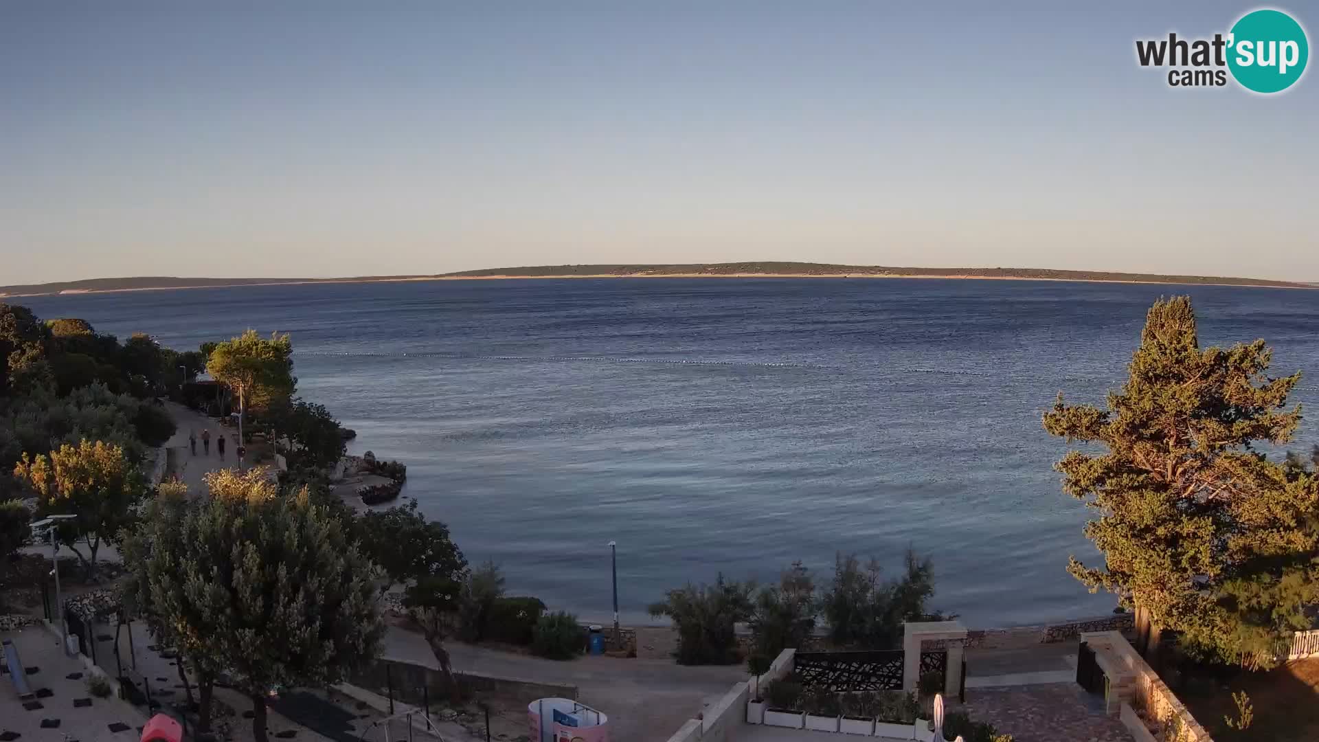 Web kamera Plaža Male Mandre – Pogled uživo s otoka Paga