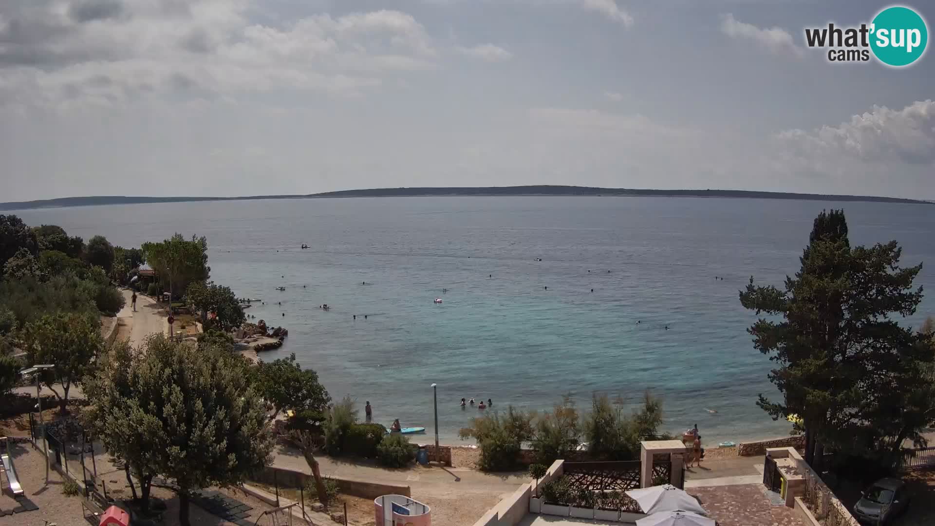 Spletna kamera Plaža Male Mandre – Pogled v živo z otoka Pag