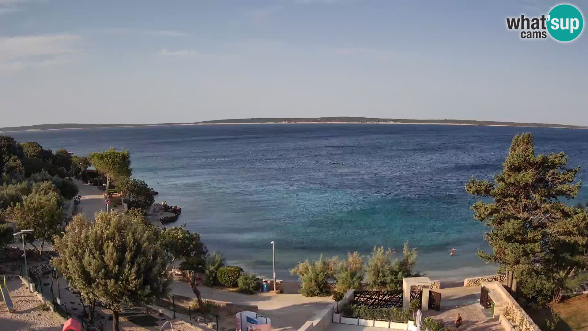 Spletna kamera Plaža Male Mandre – Pogled v živo z otoka Pag