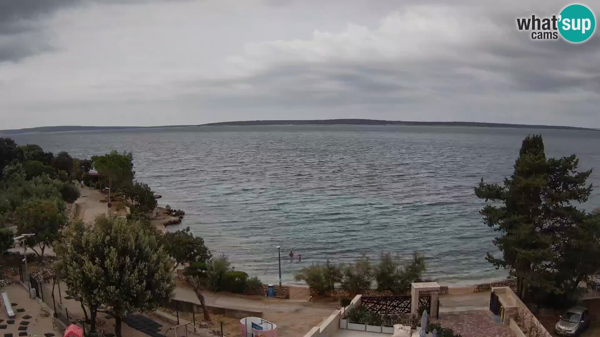 Spletna kamera Plaža Male Mandre – Pogled v živo z otoka Pag