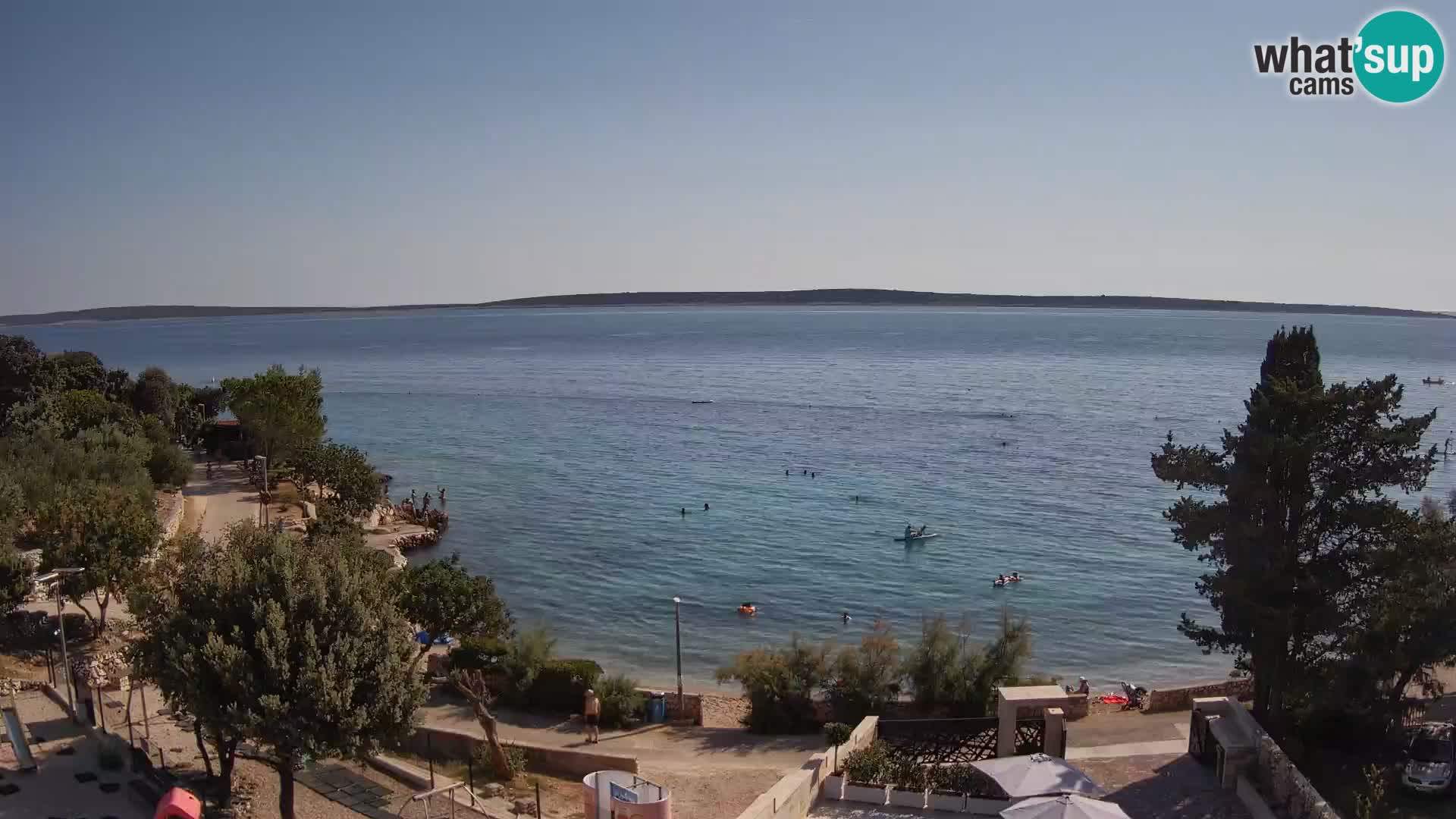 Spletna kamera Plaža Male Mandre – Pogled v živo z otoka Pag