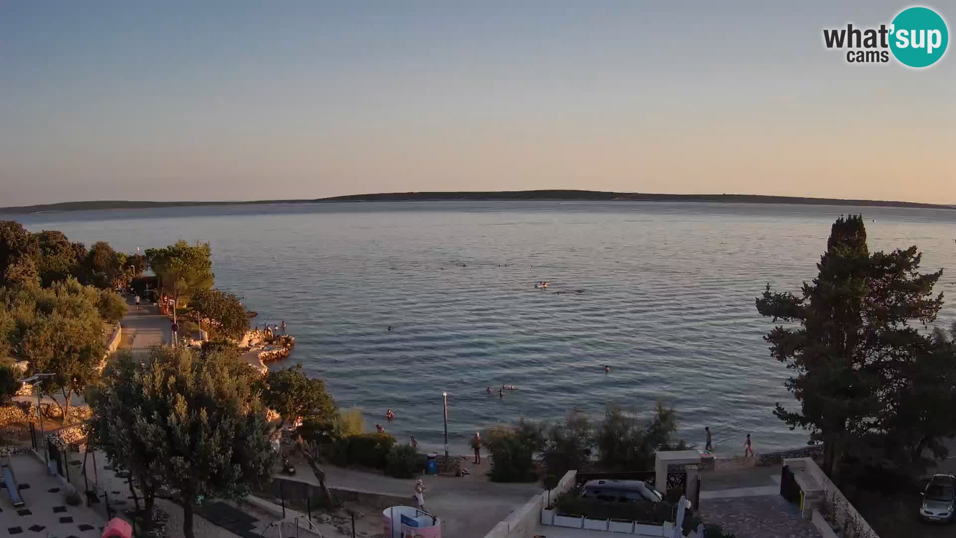 Spletna kamera Plaža Male Mandre – Pogled v živo z otoka Pag