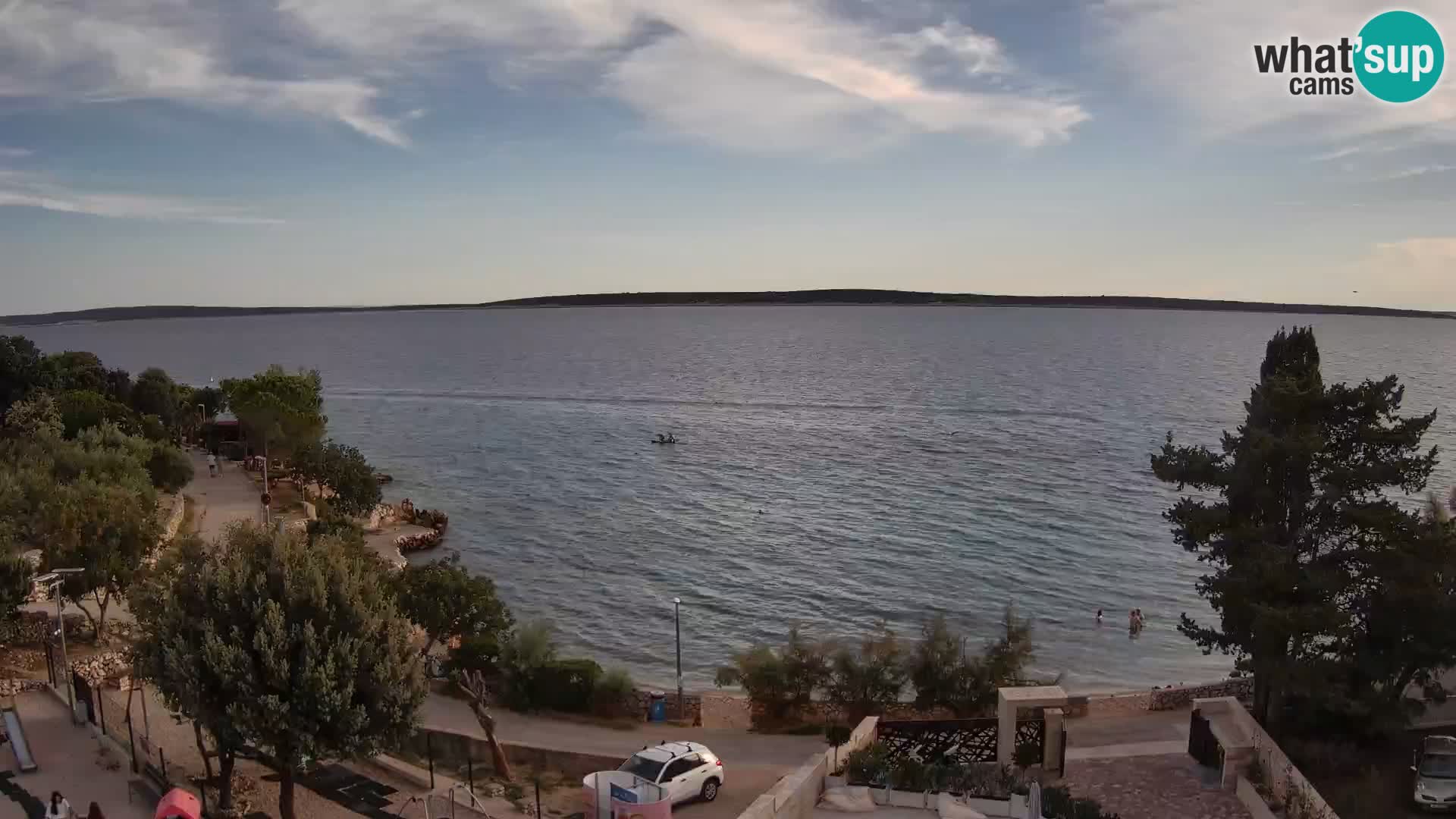 Spletna kamera Plaža Male Mandre – Pogled v živo z otoka Pag