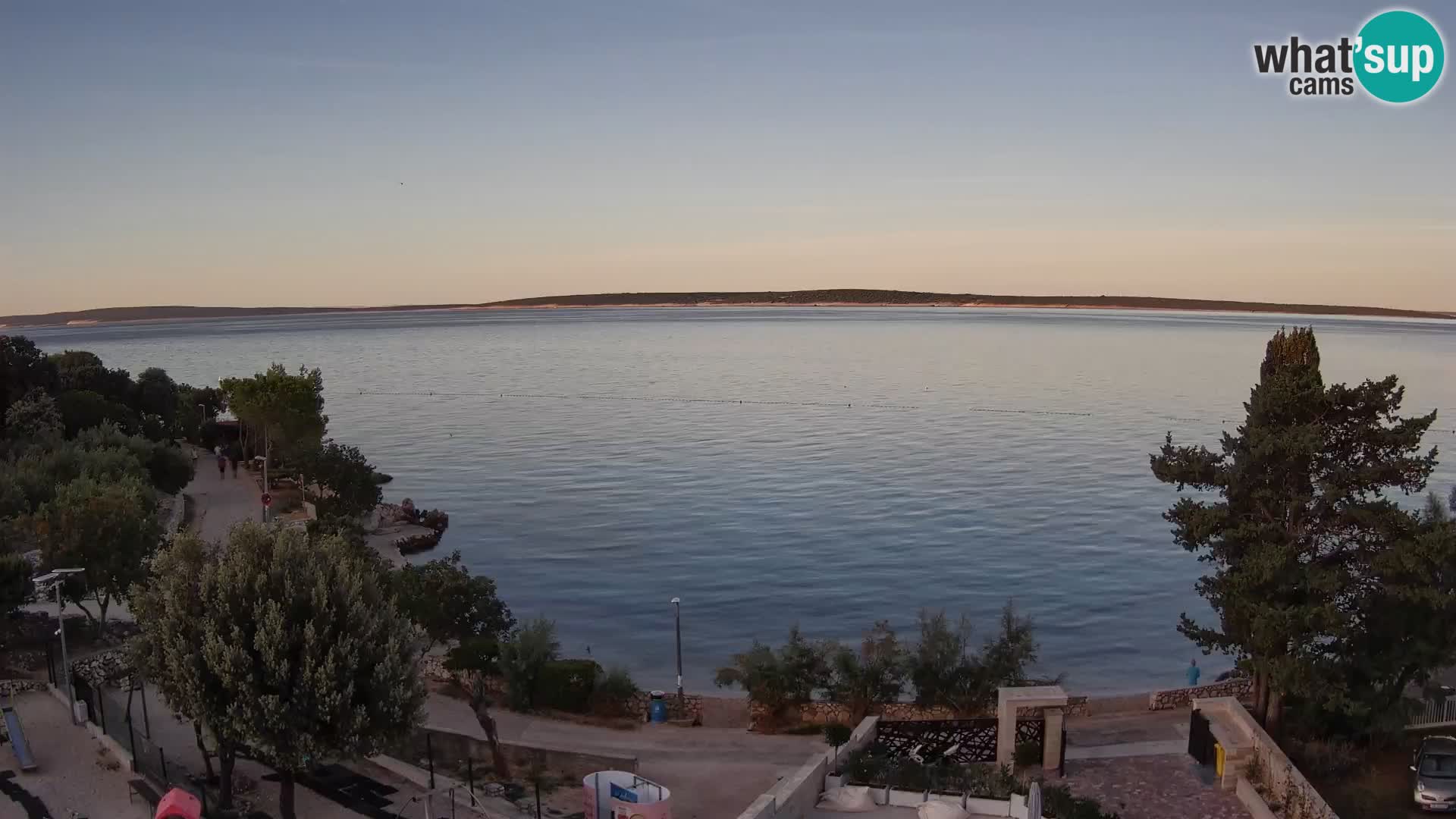 Spletna kamera Plaža Male Mandre – Pogled v živo z otoka Pag