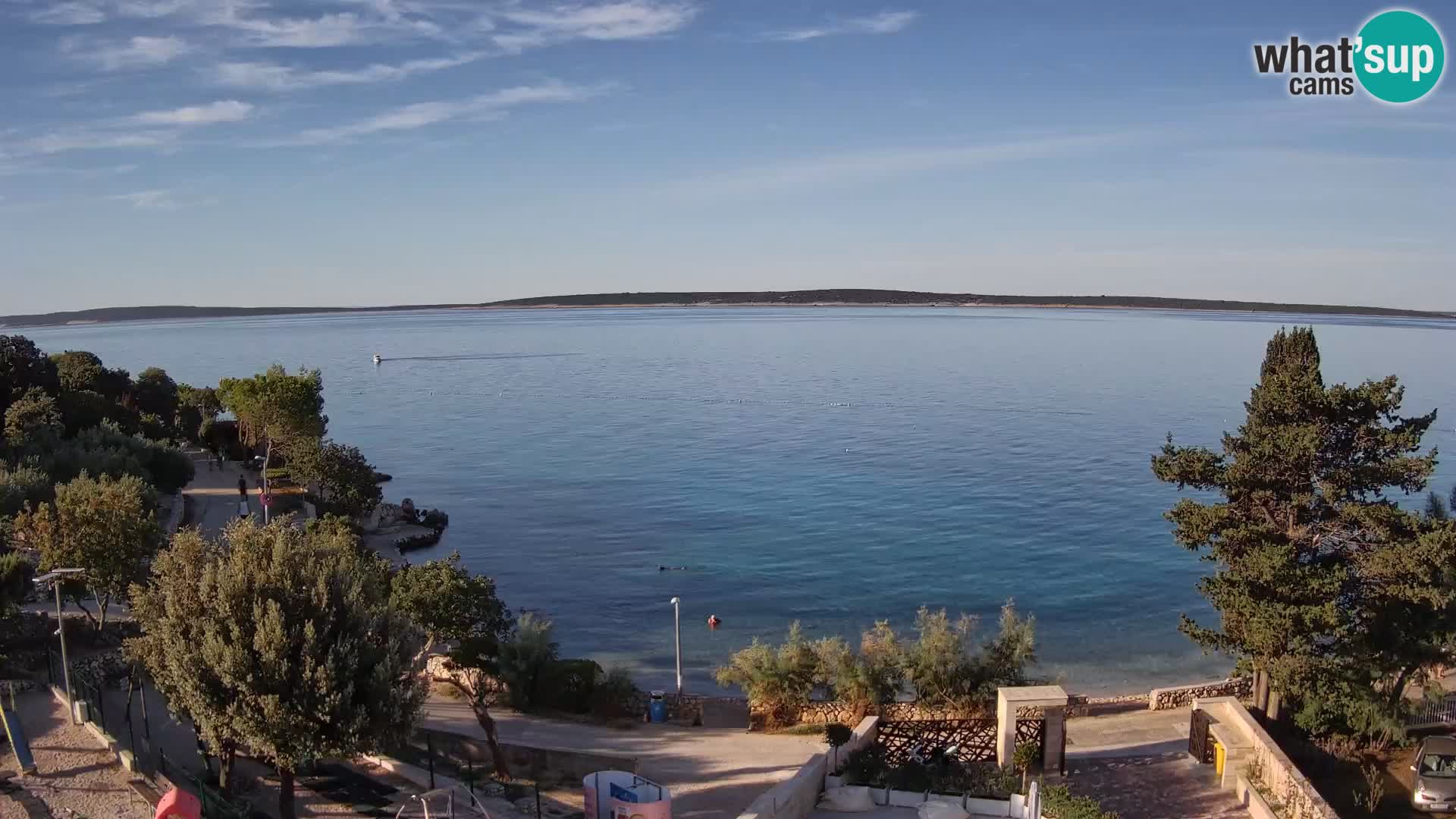 Spletna kamera Plaža Male Mandre – Pogled v živo z otoka Pag