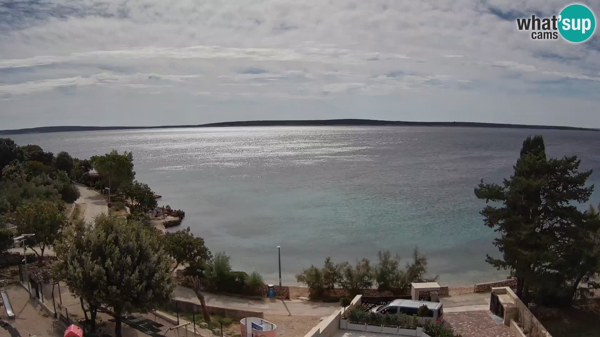 Spletna kamera Plaža Male Mandre – Pogled v živo z otoka Pag