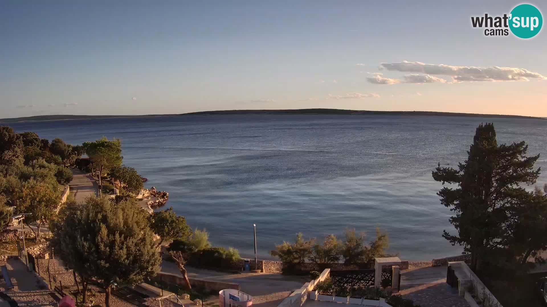 Web kamera Plaža Male Mandre – Pogled uživo s otoka Paga