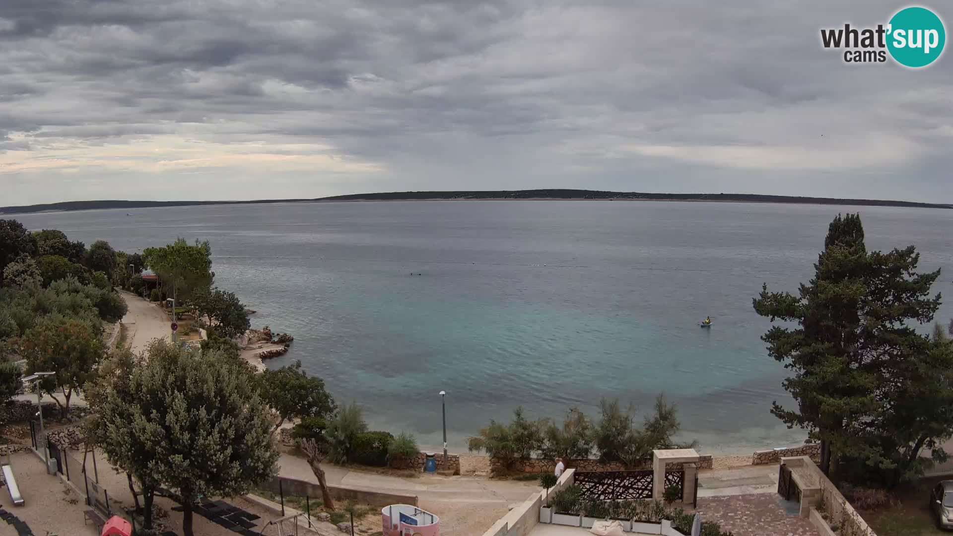 Web kamera Plaža Male Mandre – Pogled uživo s otoka Paga