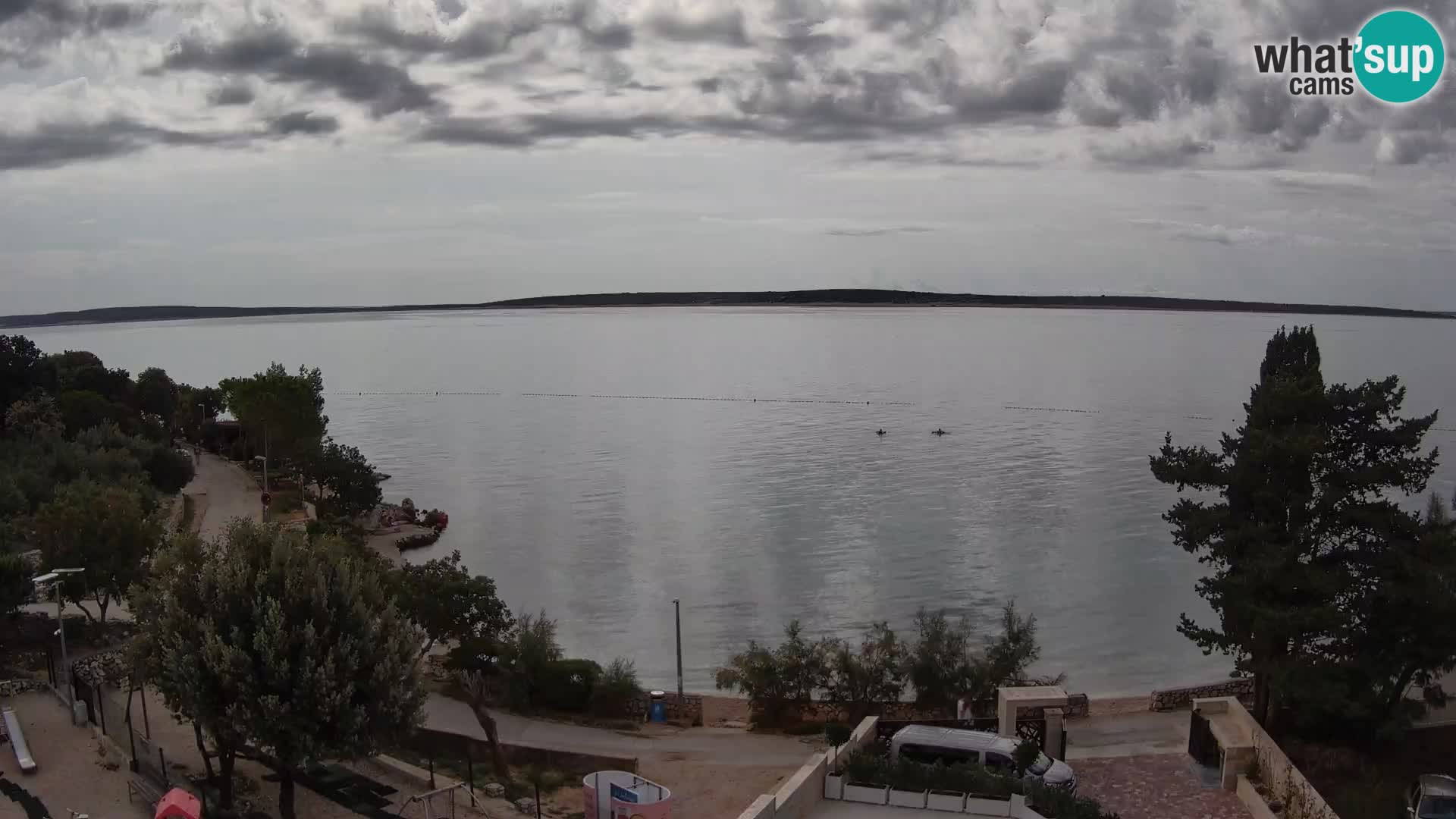 Spletna kamera Plaža Male Mandre – Pogled v živo z otoka Pag